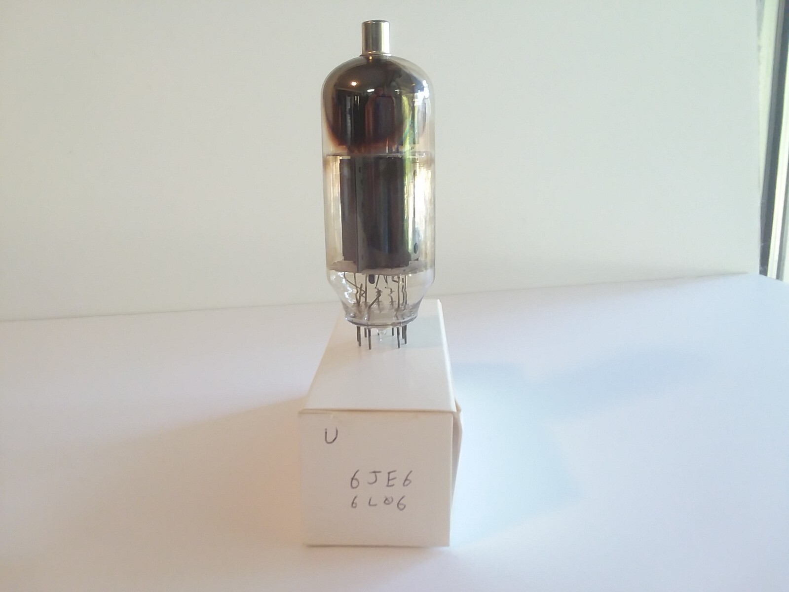 Vintage Unknown Brand 6JE6 / 6LQ6 Vacuum Tube Tests Good