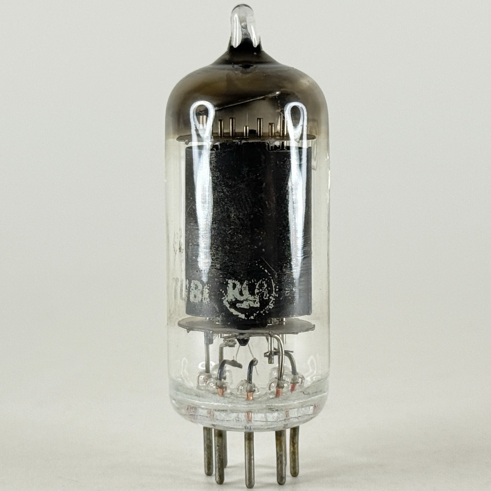 (1) Tested RCA 6AK6 Tube with Box Date Code 4-04 Power Amplifier Pentode Tube
