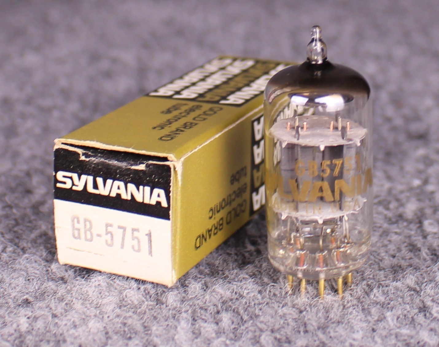 (1) Sylvania 5751 Gold Brand Tube ~ Gold Pins ~ TESTS STRONG!