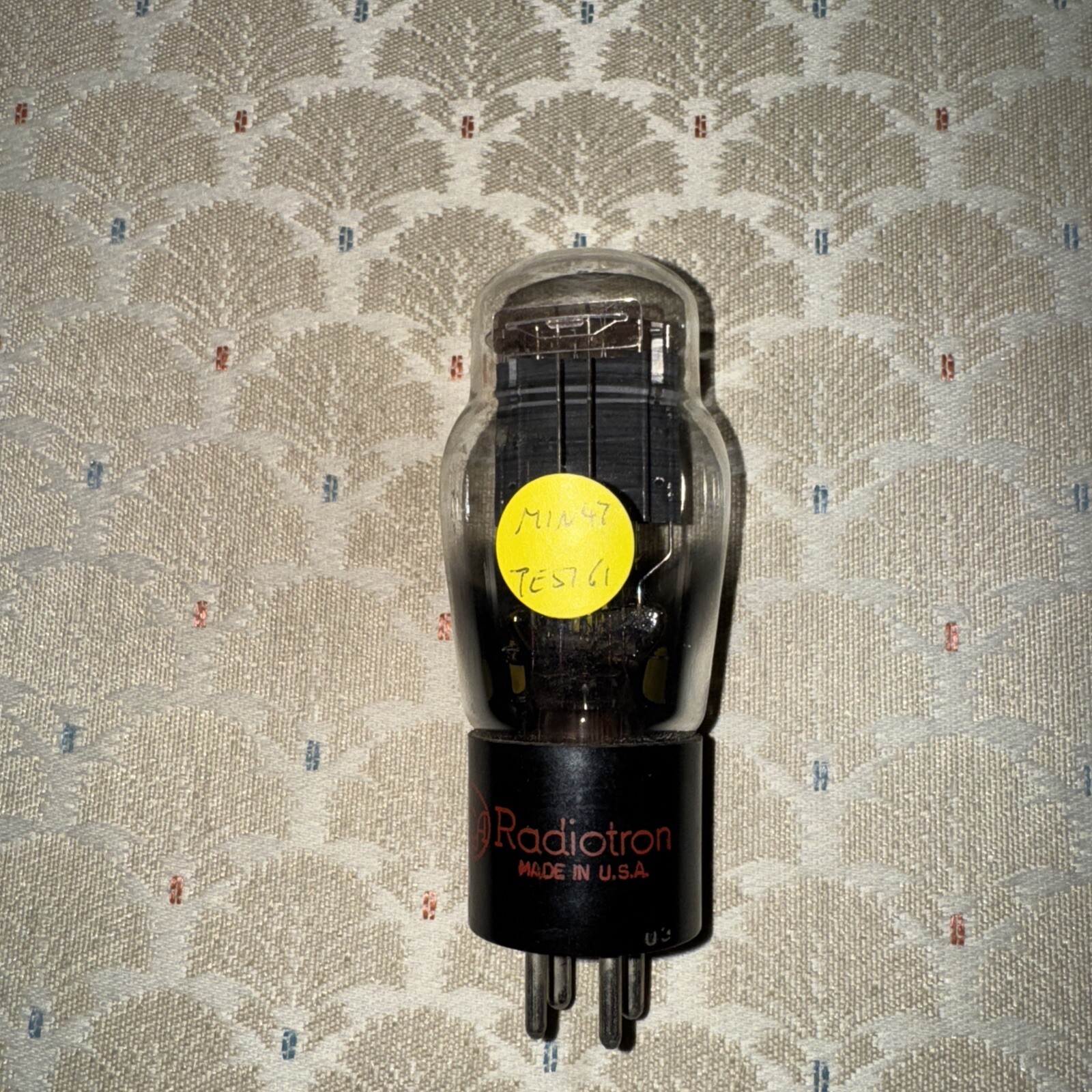 USED 45 RCA RADIOTRON RADIO TUBE TESTED