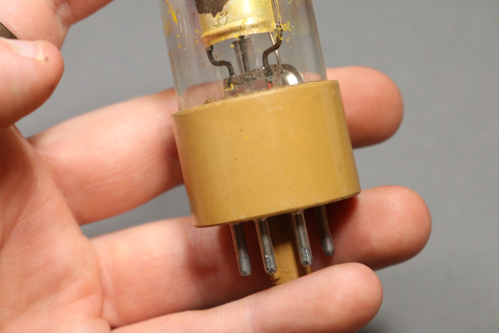 Vintage Unknown Photocell Vacuum Tube Possibly Model IP40 1P40 Cold Cathode