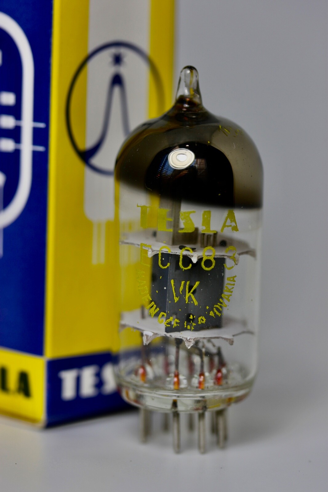 ECC83 12AX7 ECC803S TESLA TELEFUNKEN TOOLING RHODIUM-PIN DOME-TOP SINGLE TUBE