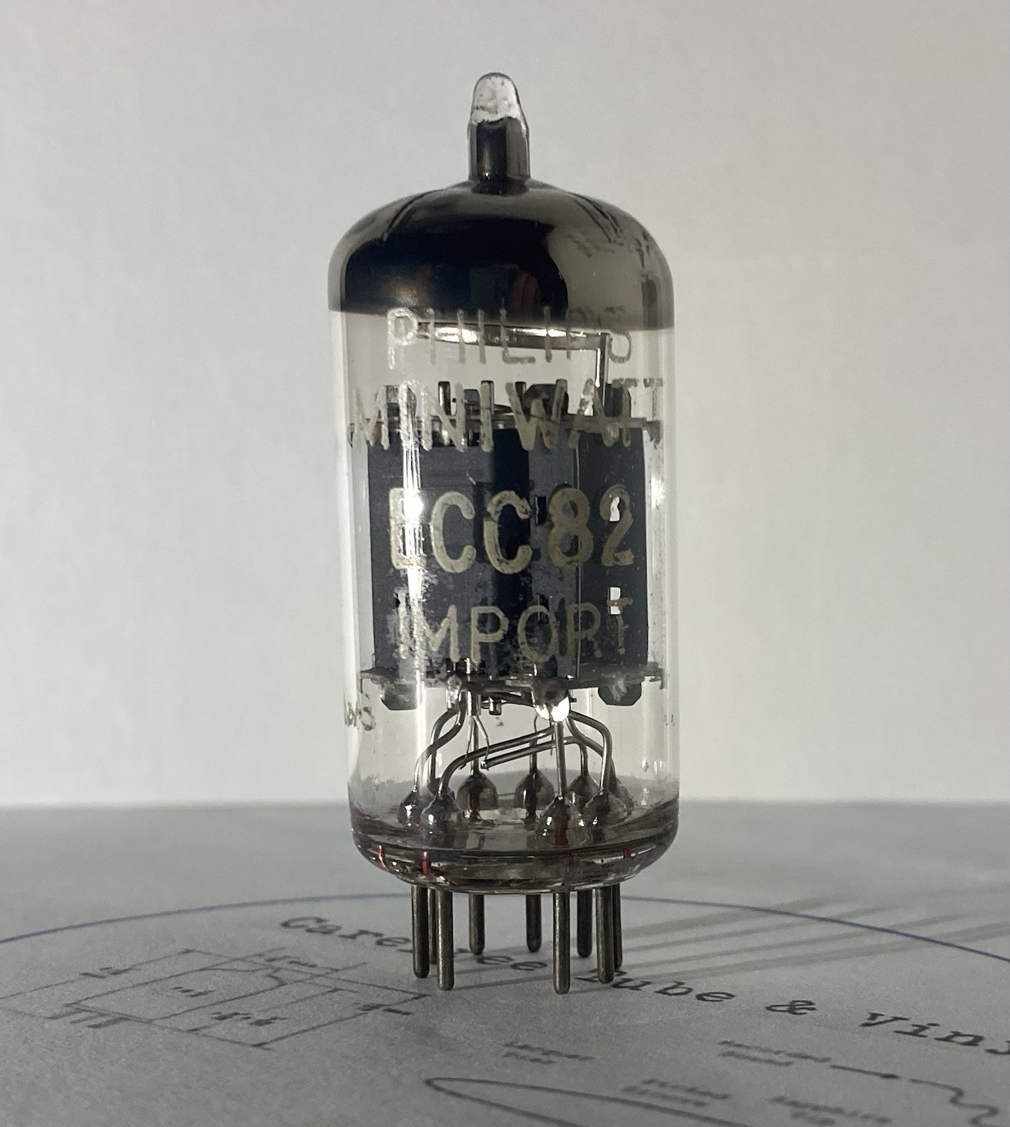 Philips 12AU7 ECC82 vintage tube