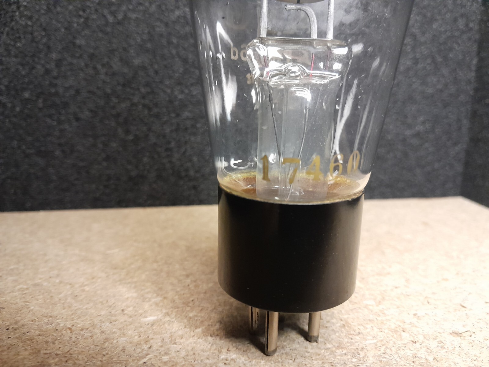 AEG G7.5/0.6d tube Half wave rectifier tube (G7,5/0,6d)