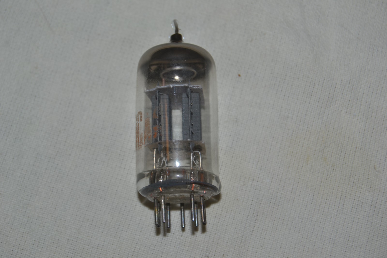 Strong & Balanced Vintage 1960s RCA 7025 12AX7A ECC83 TUBE
