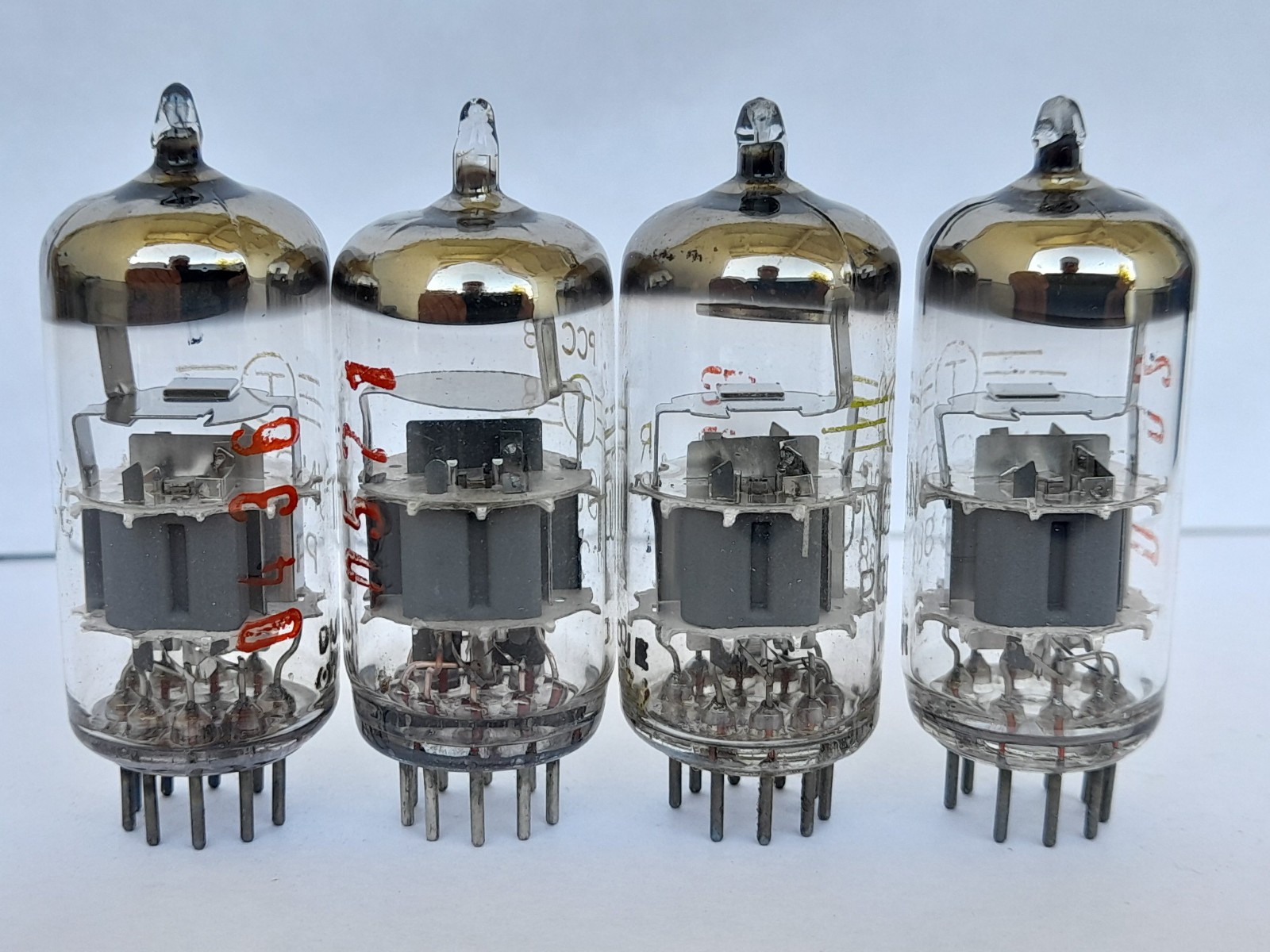 4x PCC88 / 7DJ8 tubes TUNGSRAM – PCC 88 – 1960s