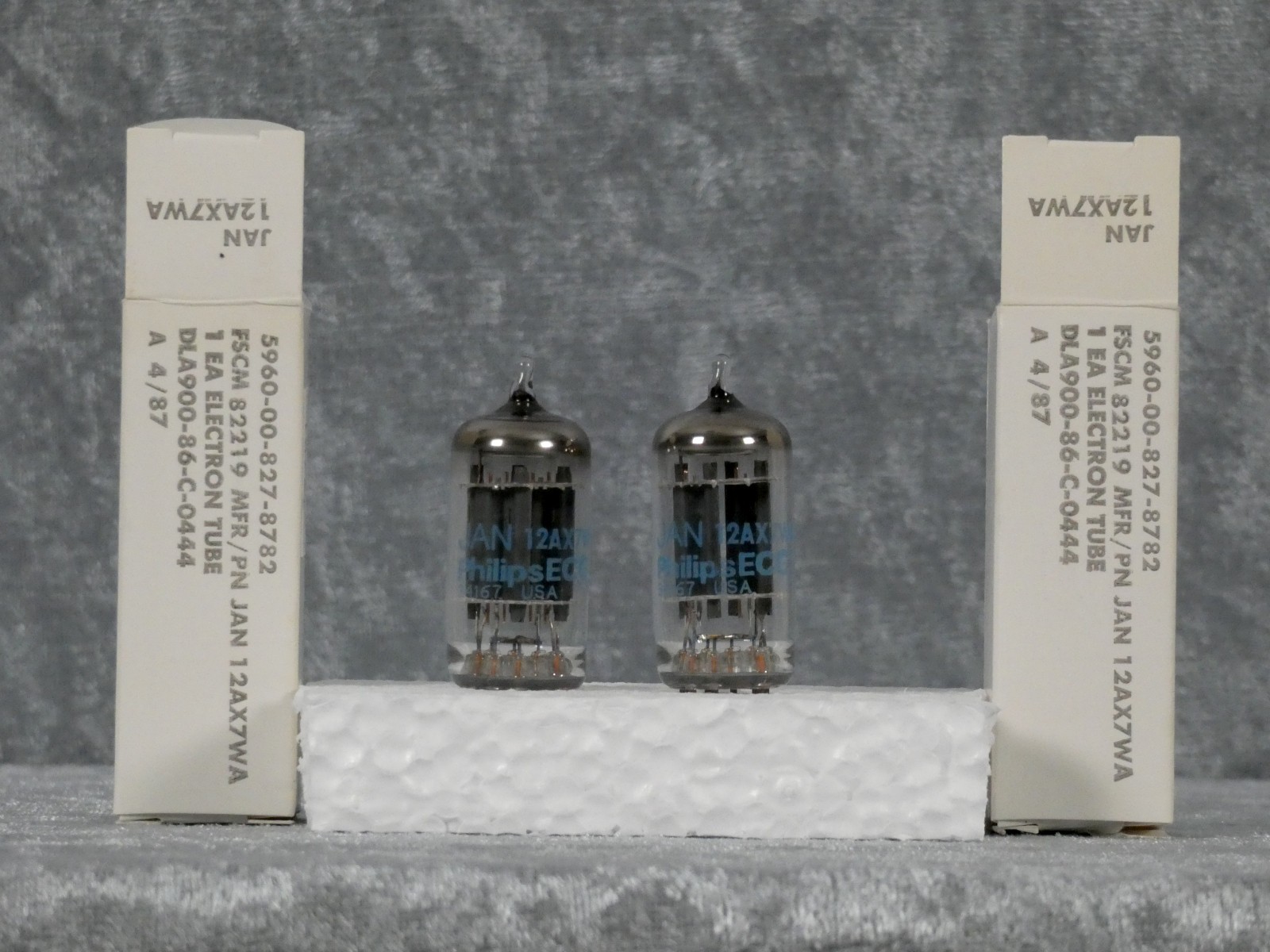 Two New Old Stock vintage JAN Philips 12AX7WA / ECC83 tubes packaged in 1987