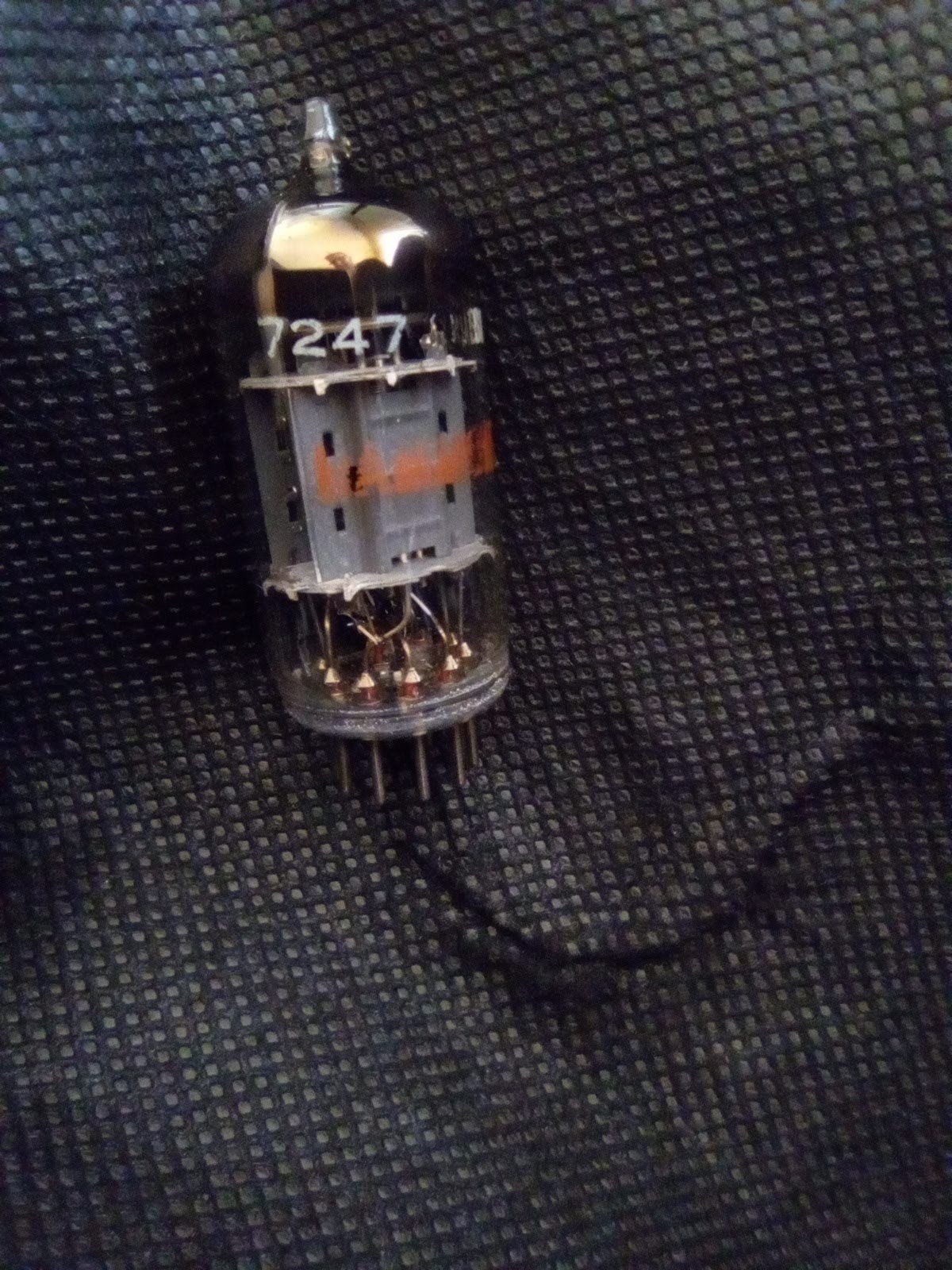 7247 MULLARD BLACKBURN VINTAGE TUBE GREAT BRITAIN TEST GOOD #15