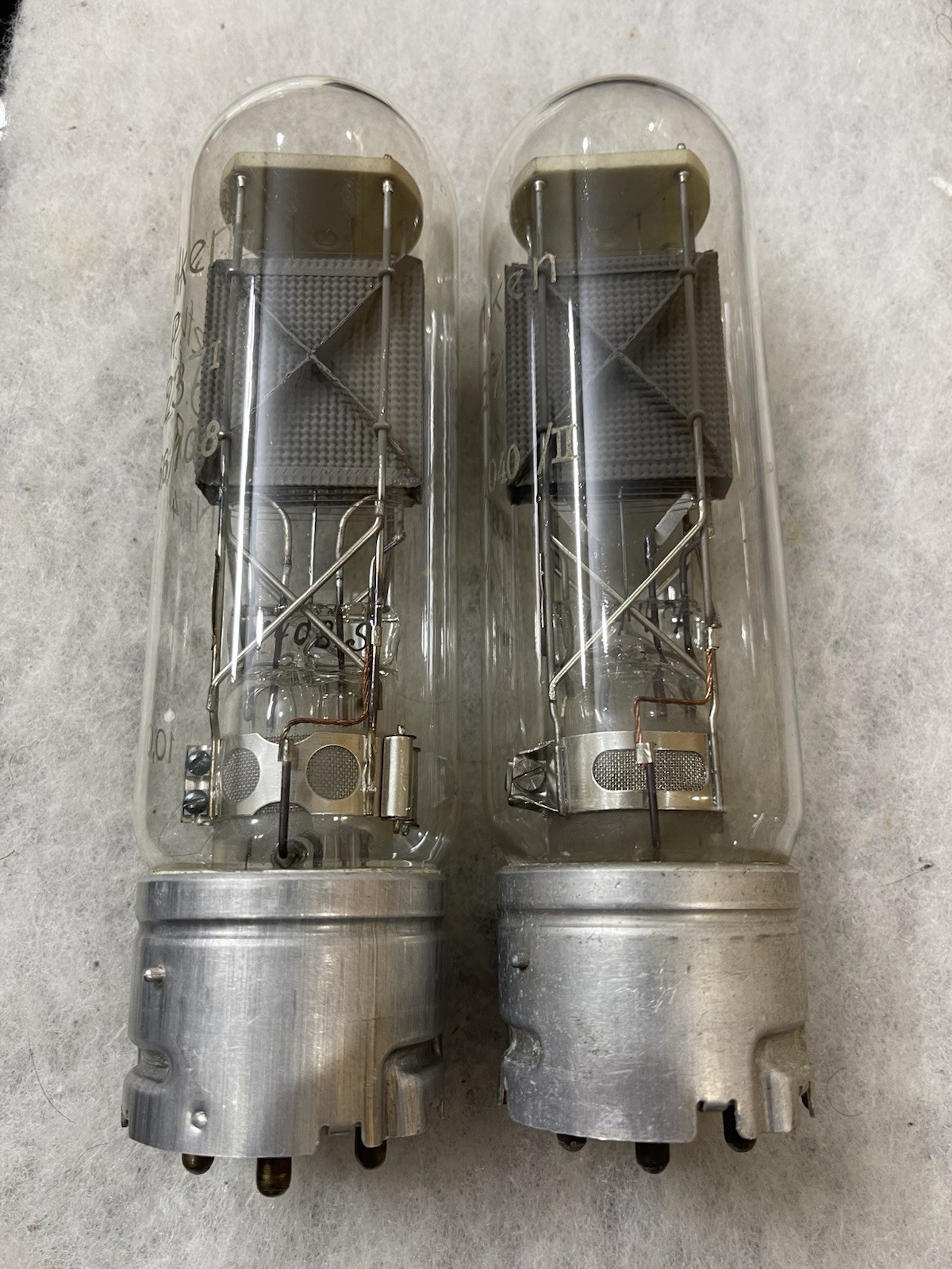 Telefunken RS237 211 VT-4-C Mesh Plate NOS Tested Excellent Matched Pair