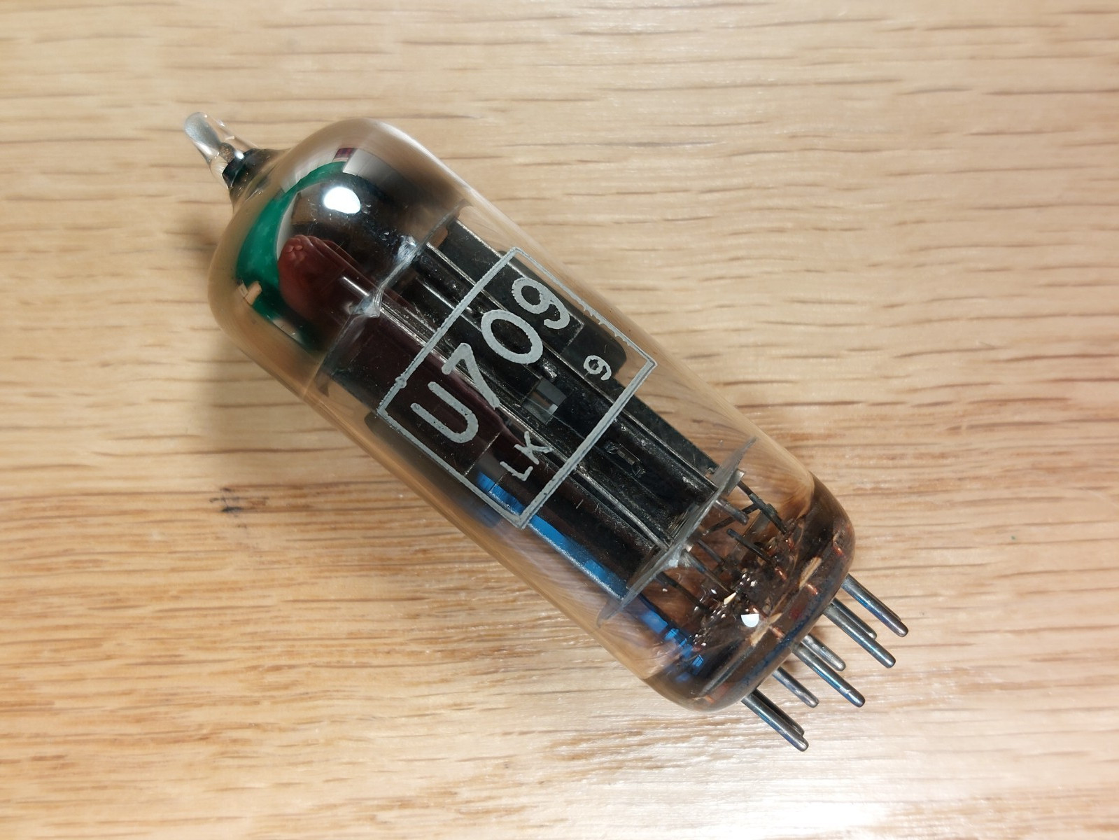 Single GEC U709 (~6CA4/EZ81) NOS NIB Vacuum Tube