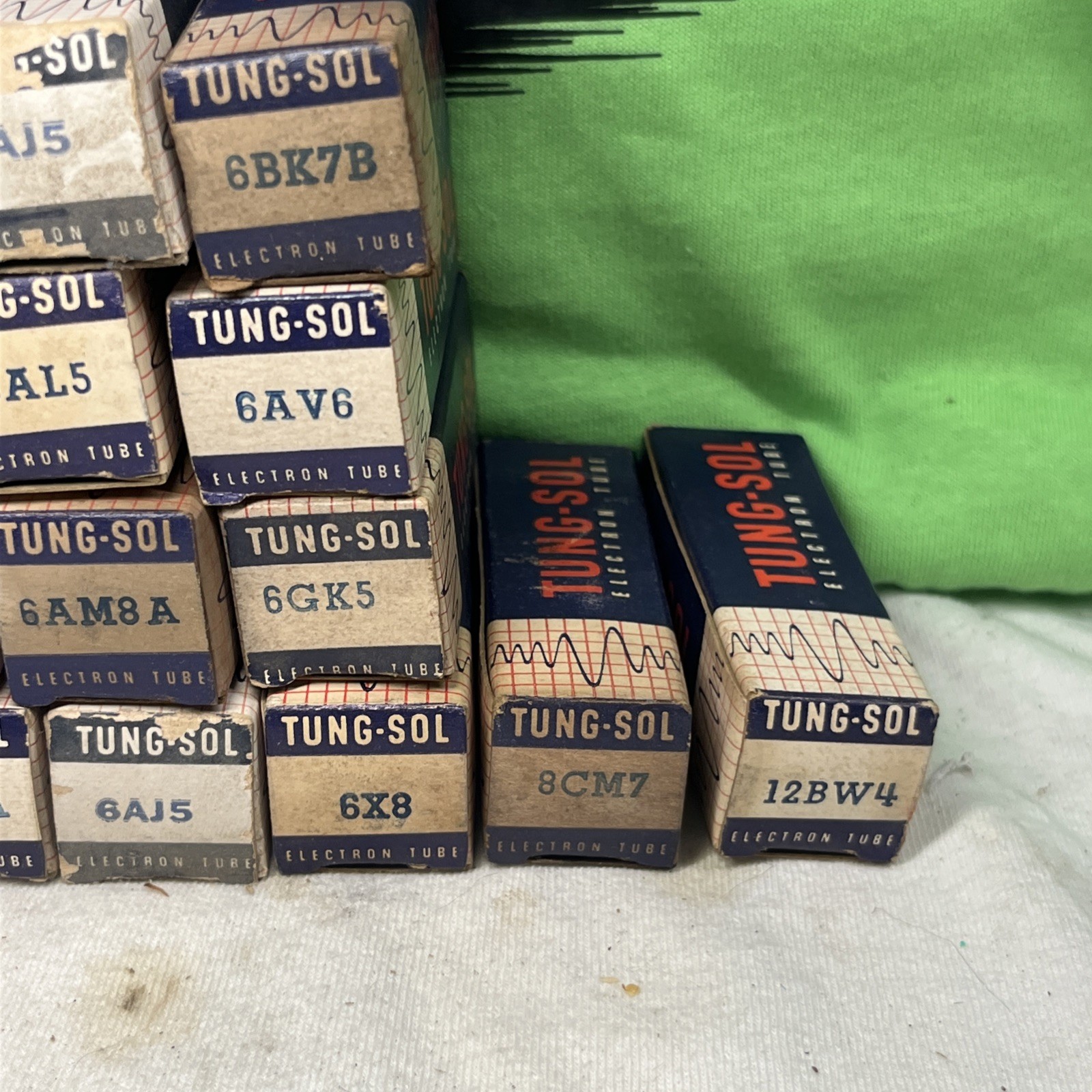 Lot of 18 Vintage TUNG-SOl Vacuum Tubes NOS Free Ship
