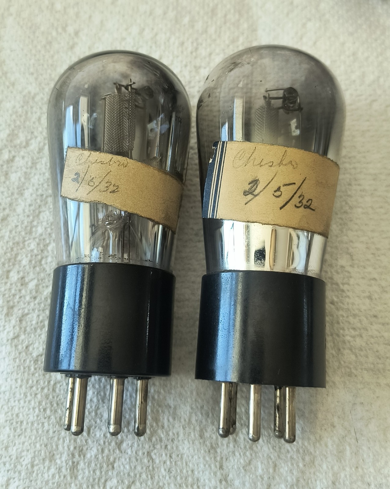 (2) Majestic EG-27 Globe Radio Tubes