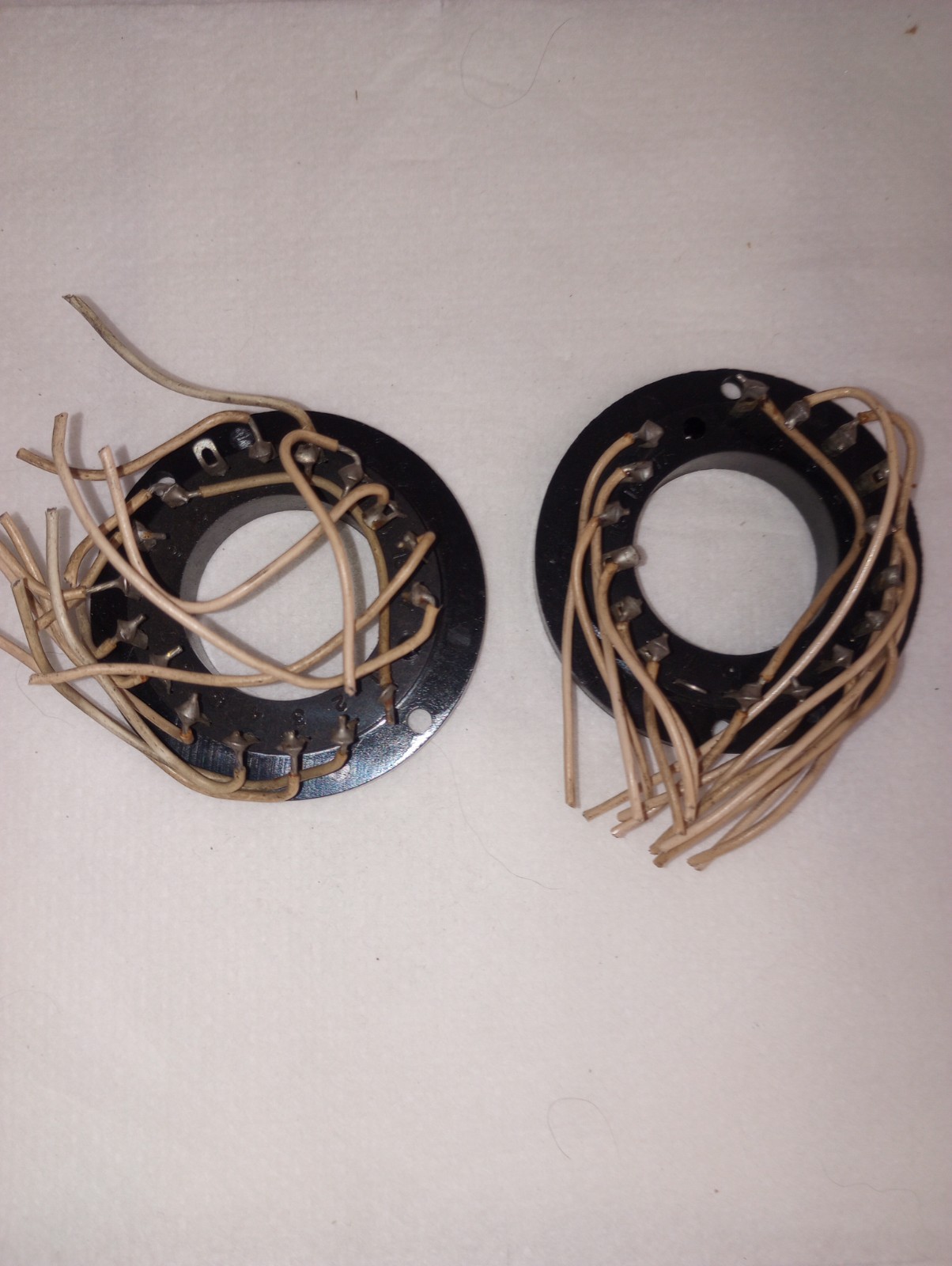 TWO NIXIE ULTRONICS BURROUGHS B-7871 VACUUM TUBE SOCKETS