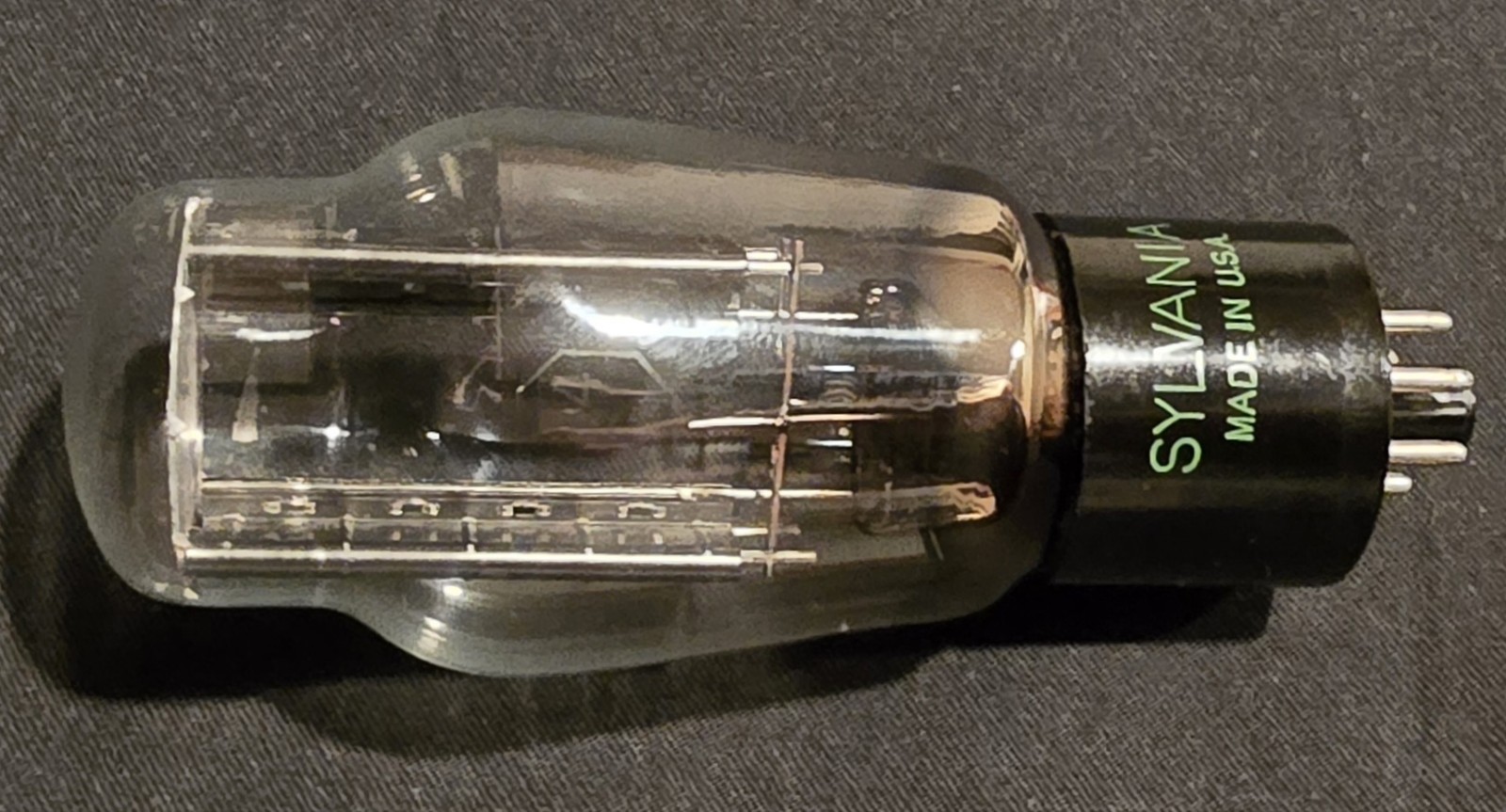 SYLVANIA 5U4G TUBE 1947 FULL WAVE RECTIFIER RIBBED PLATES BOTTOM D GETTER NIB