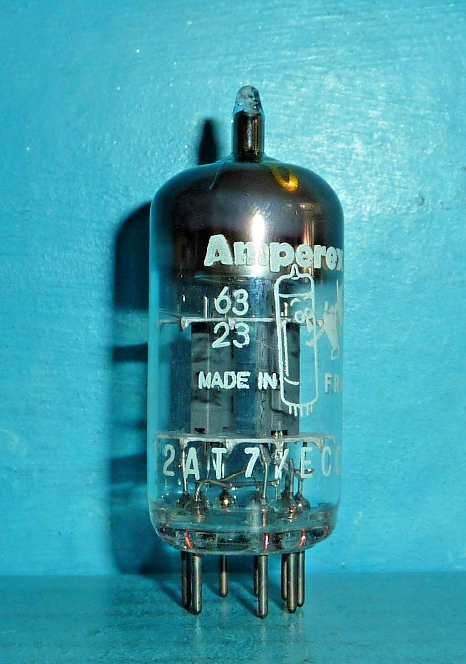 Amperex Bugle Boy ECC81 12AT7 Tube Halo Getter Tested