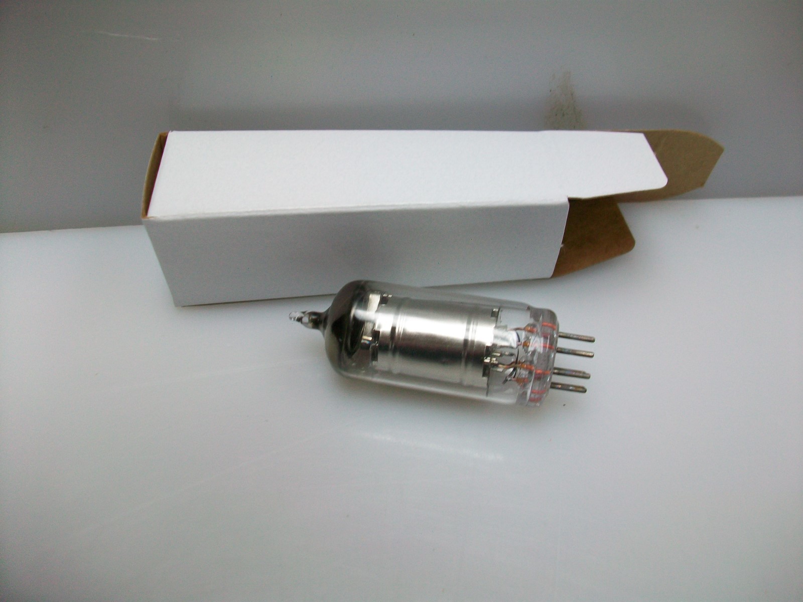 SLEEVE OF 5 RCA 1R5 TUBES