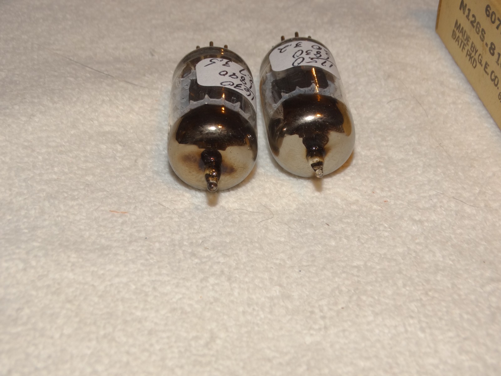 2 x JG-6072 (12AY7)G.E. Tubes*Black Plates*3-Mica*Super Strong Matched Pair*#R10