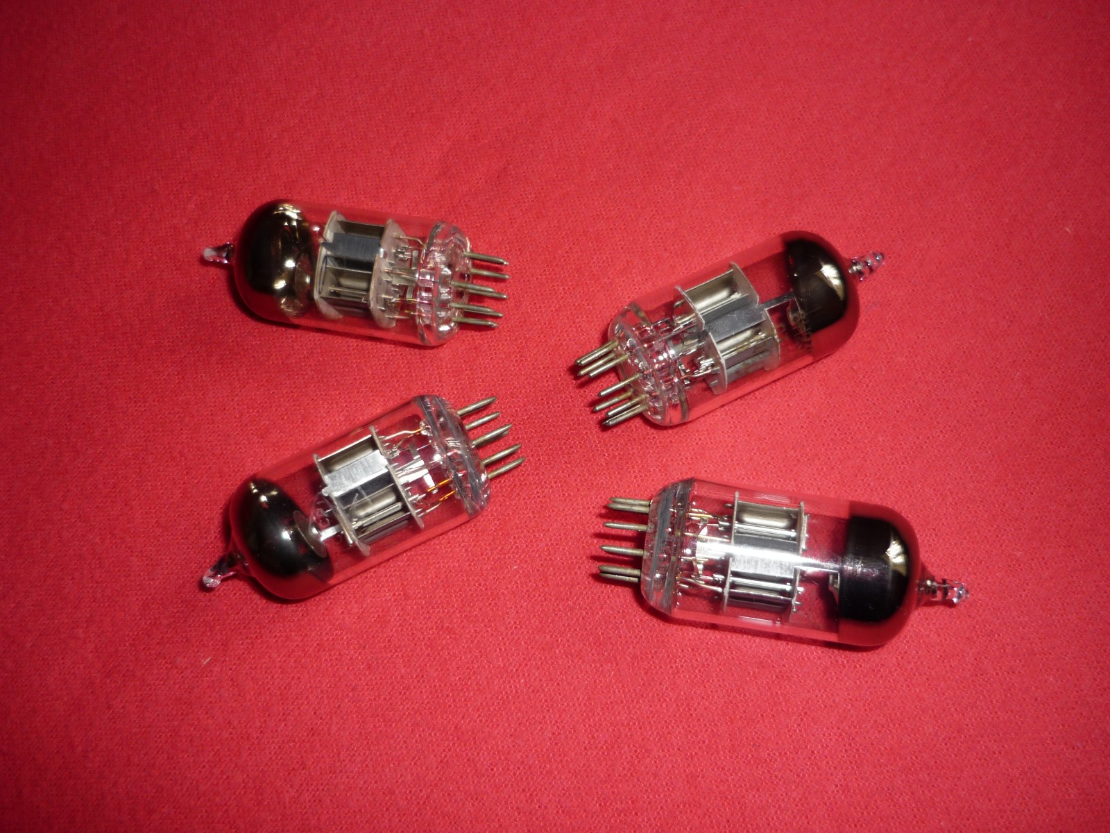 4pcs. 6N23P / 6Н23П = 6DJ8 ~ ECC88 Double triode NEW. SAME DATE 1984