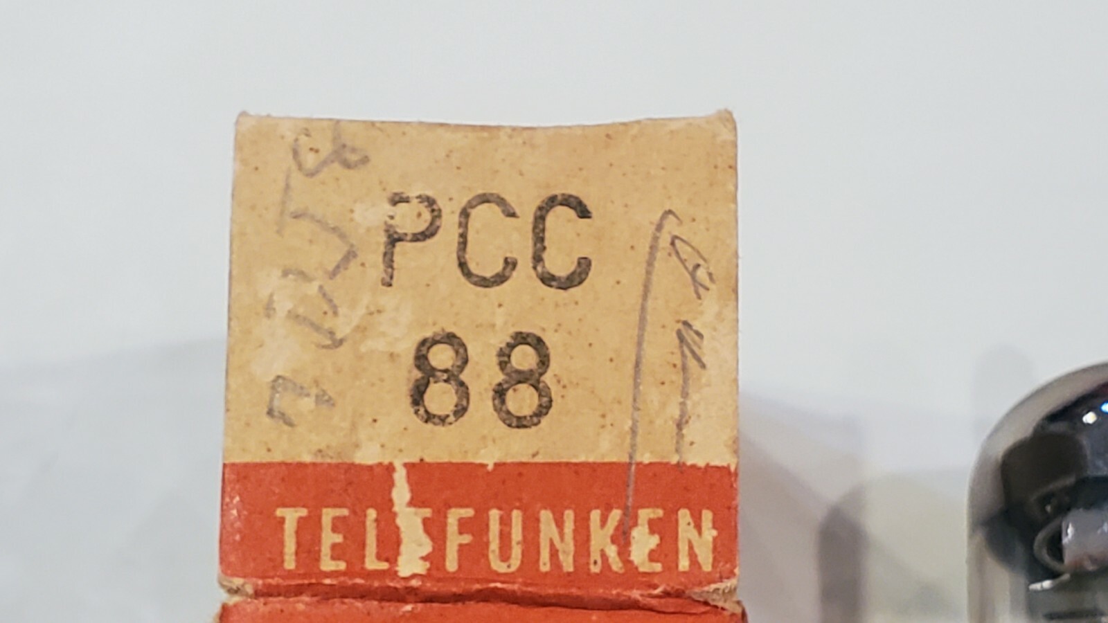 Vintage Telefunken PCC88/7DJ8 Tube