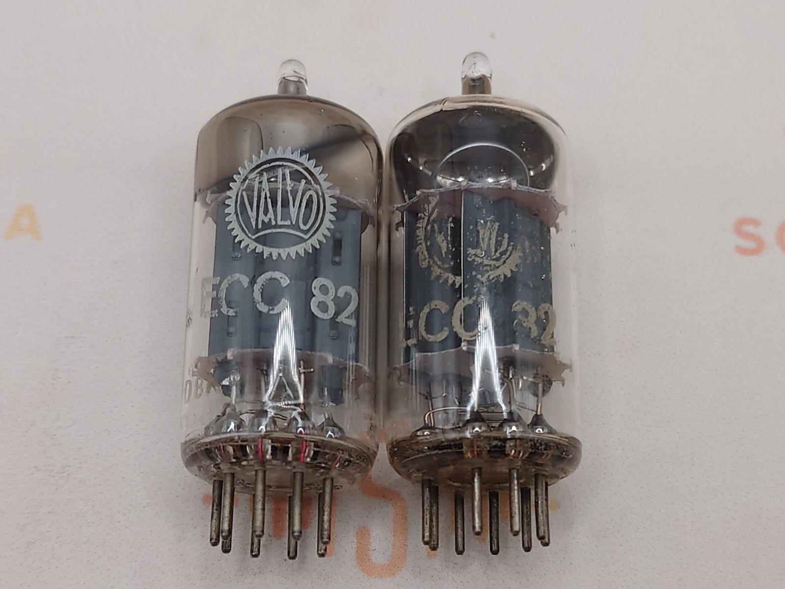 2x Valvo ECC82 12AU7 Long Plates O-getter – Hamburg 1957/1958 – NOS