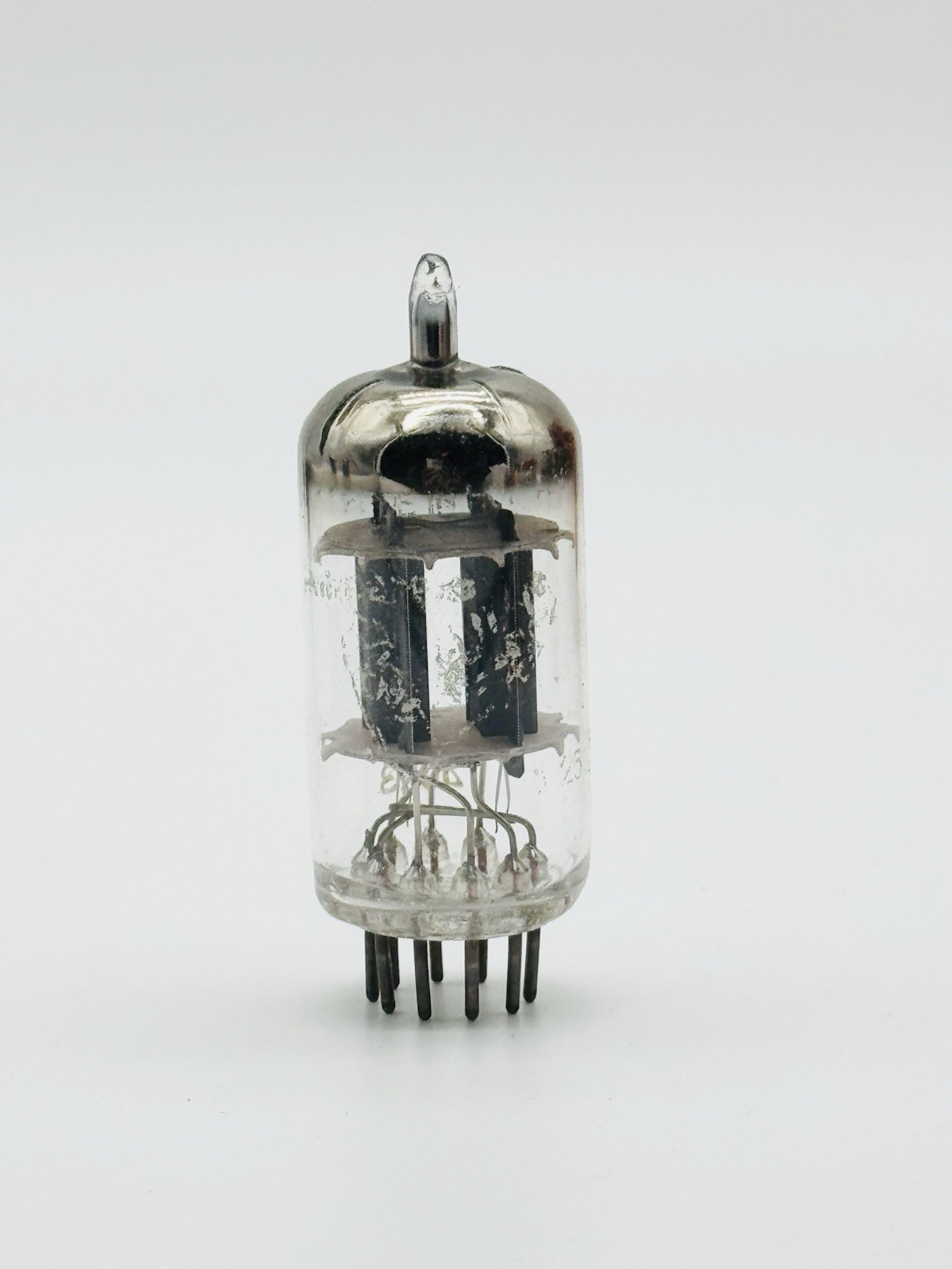 Vintage Amperex Bugle Boy 12AX7 ECC83 Vacuum Electron Tube Ribbed Plate J6