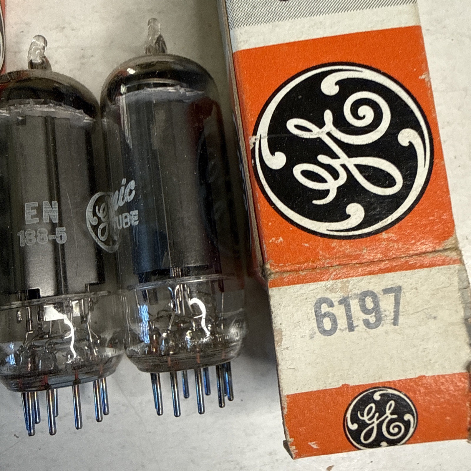 Lot Of 4: GE (2) & Tung-sol (2) 6197 / 6CL6 Vacuum Tubes NOS Tu6