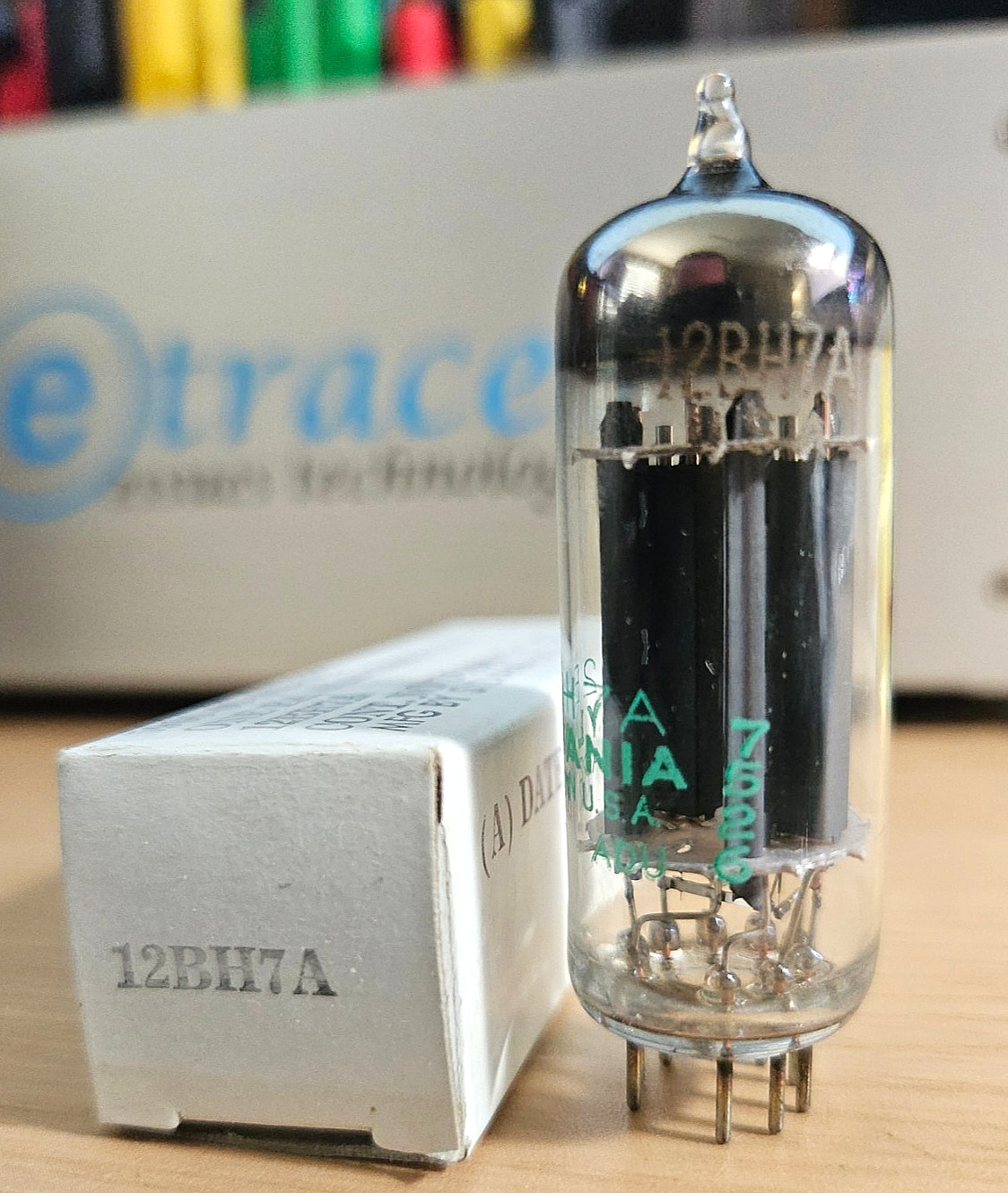 12BH7A SYLVANIA JAN VINTAGE AUDIO TUBE NOS NIB *eTracer #12C72