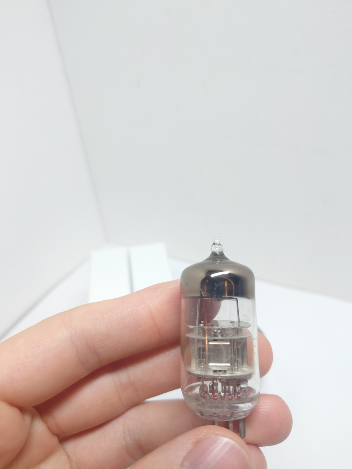Pair of NOS CHINA BAIJING 6N2P 6Н2П 6N2 VACUUM TUBE 3-Mica Round Getter