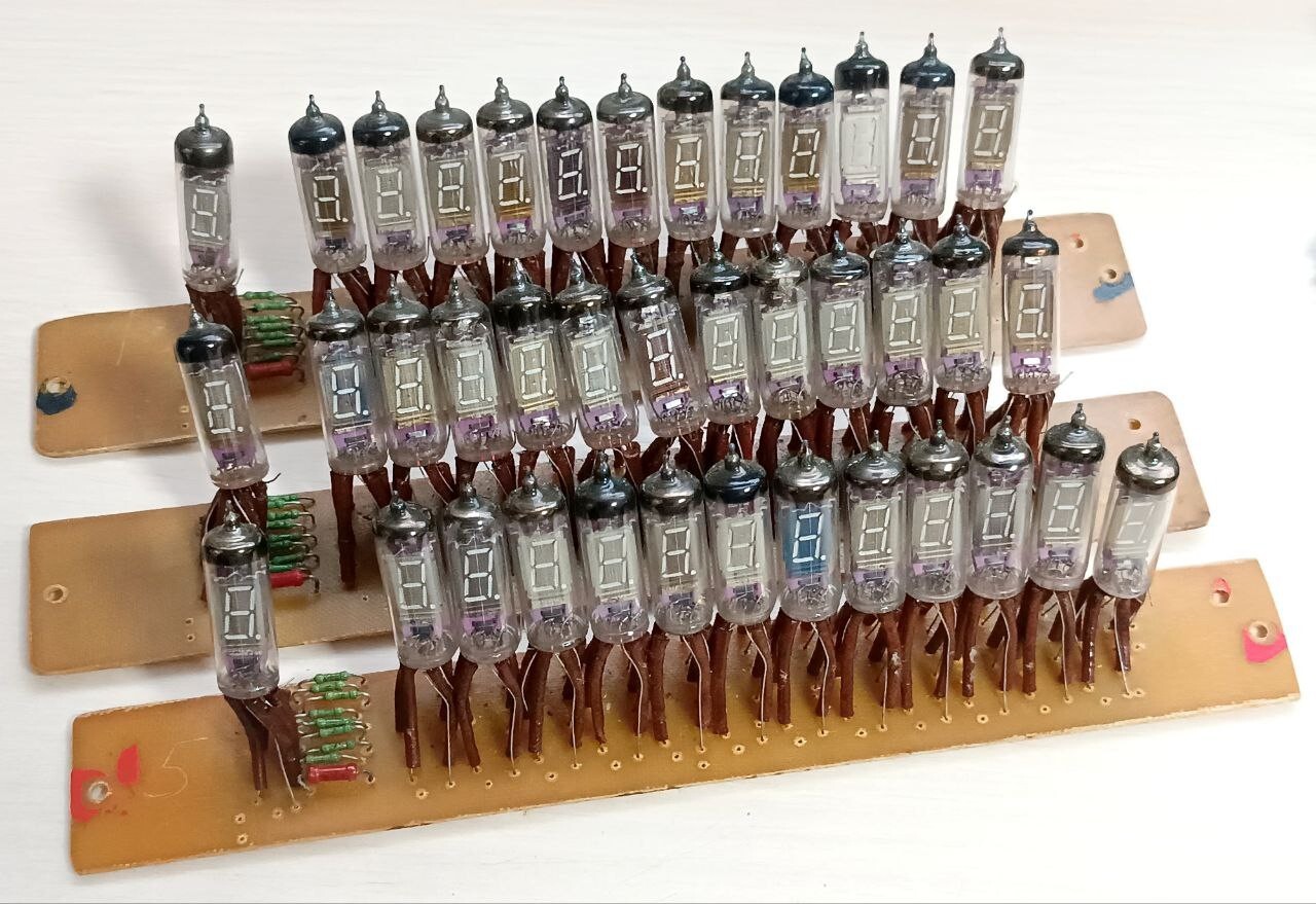 13pcs IV-6 VFD Tube DIGIT DISPLAY NIXIE CLOCK luminescent indicator on the board