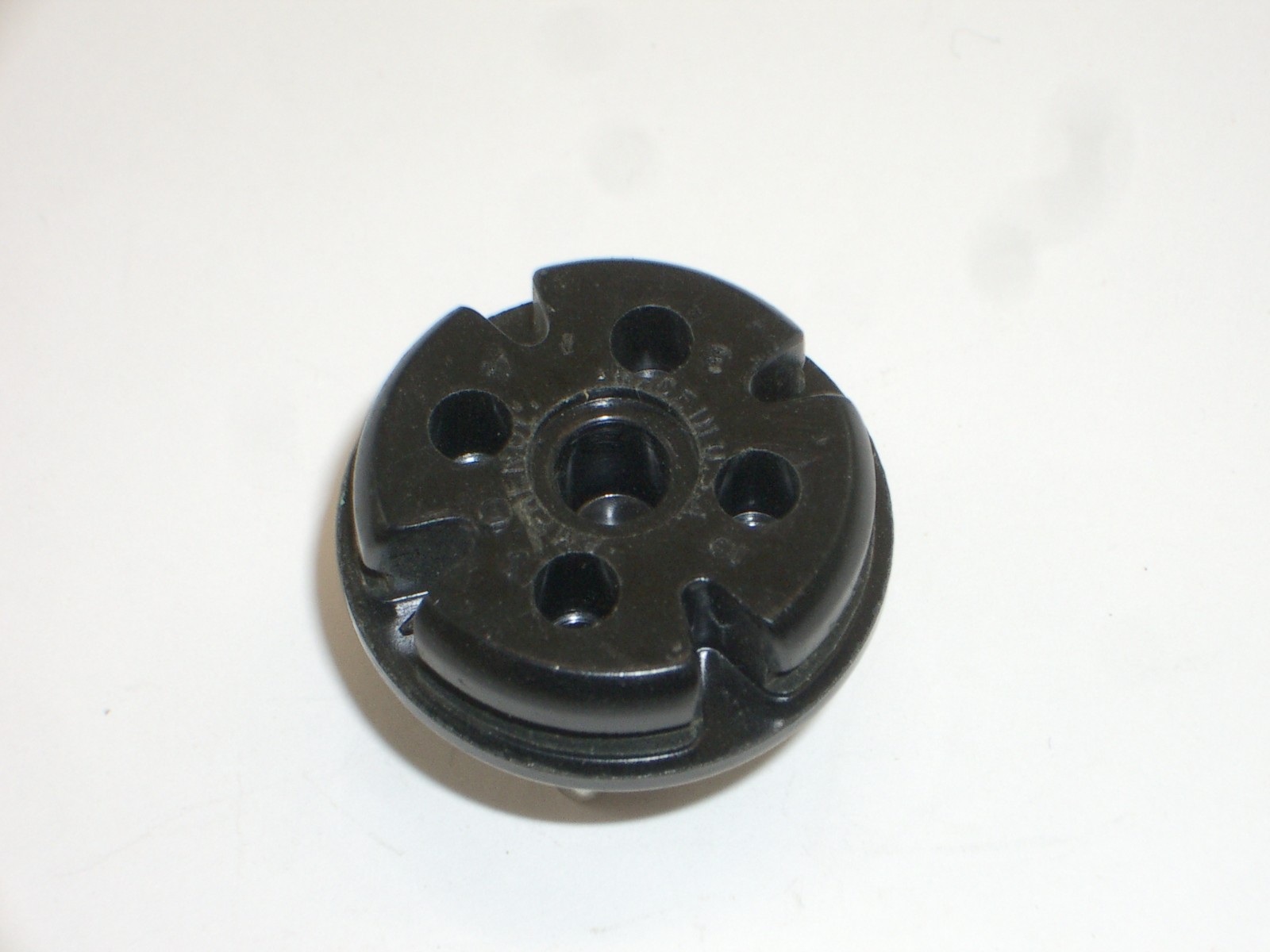 AMPHENOL 86-CP4 4 PIN PLUG OCTAL STYLE POWER