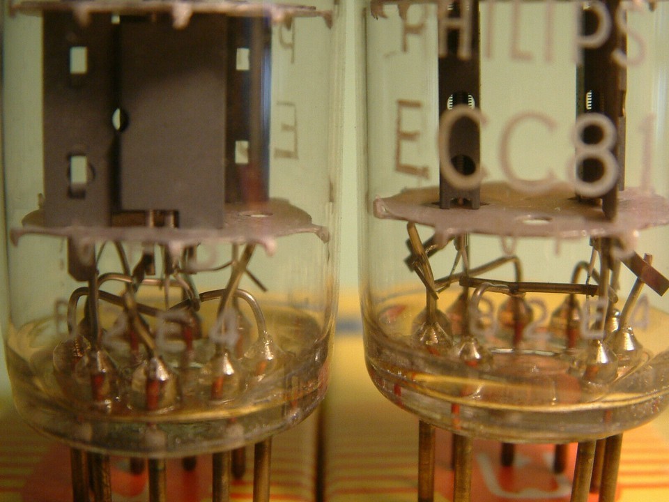 2 X TUBE (1 PAIR) ECC81 PHILIPS B MULLARD NOS SEL. BY TV7 EQ. CV4024 E81CC 12AT7