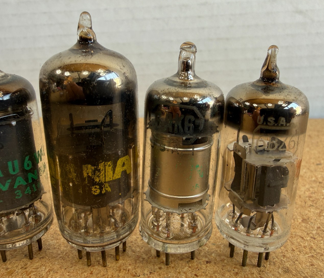 Lot of 6 Mixed Lot of Sylvania Vacuum Tubes 6EJ7, 6AH6, 6AU6, 6AK6, 6BZ6