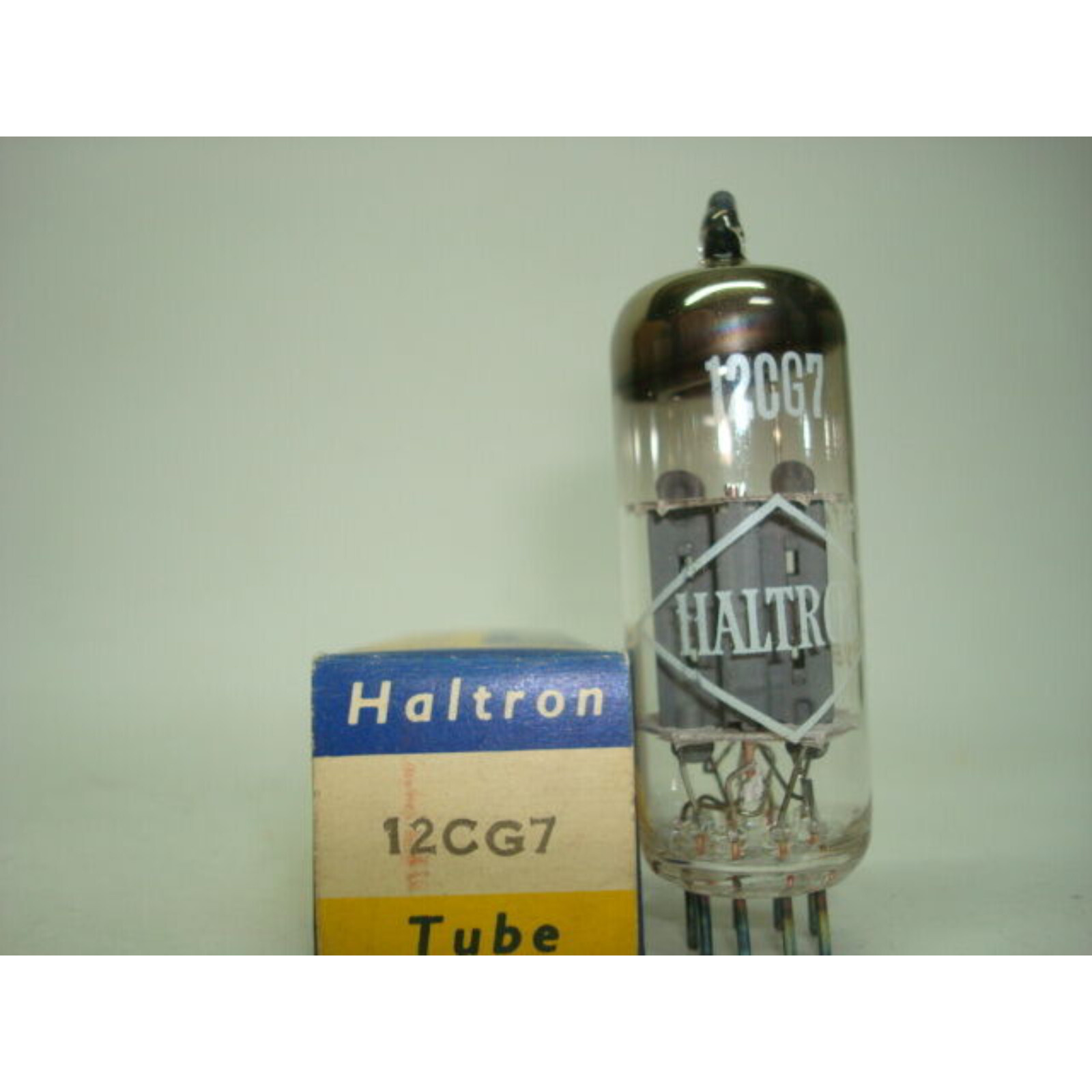 1 X 12CG7 TUBE. NOS / NIB. RC75