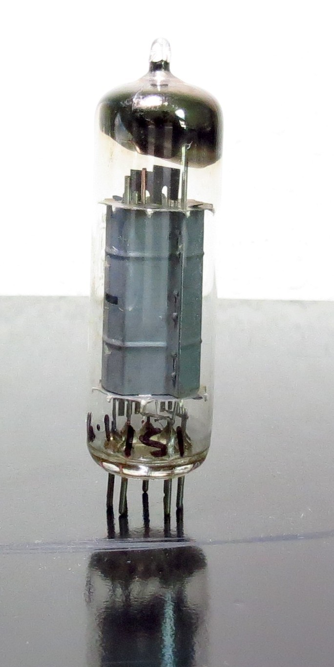 Valvo/Philips 7189A/EL84/6BQ5 tube – 1950s