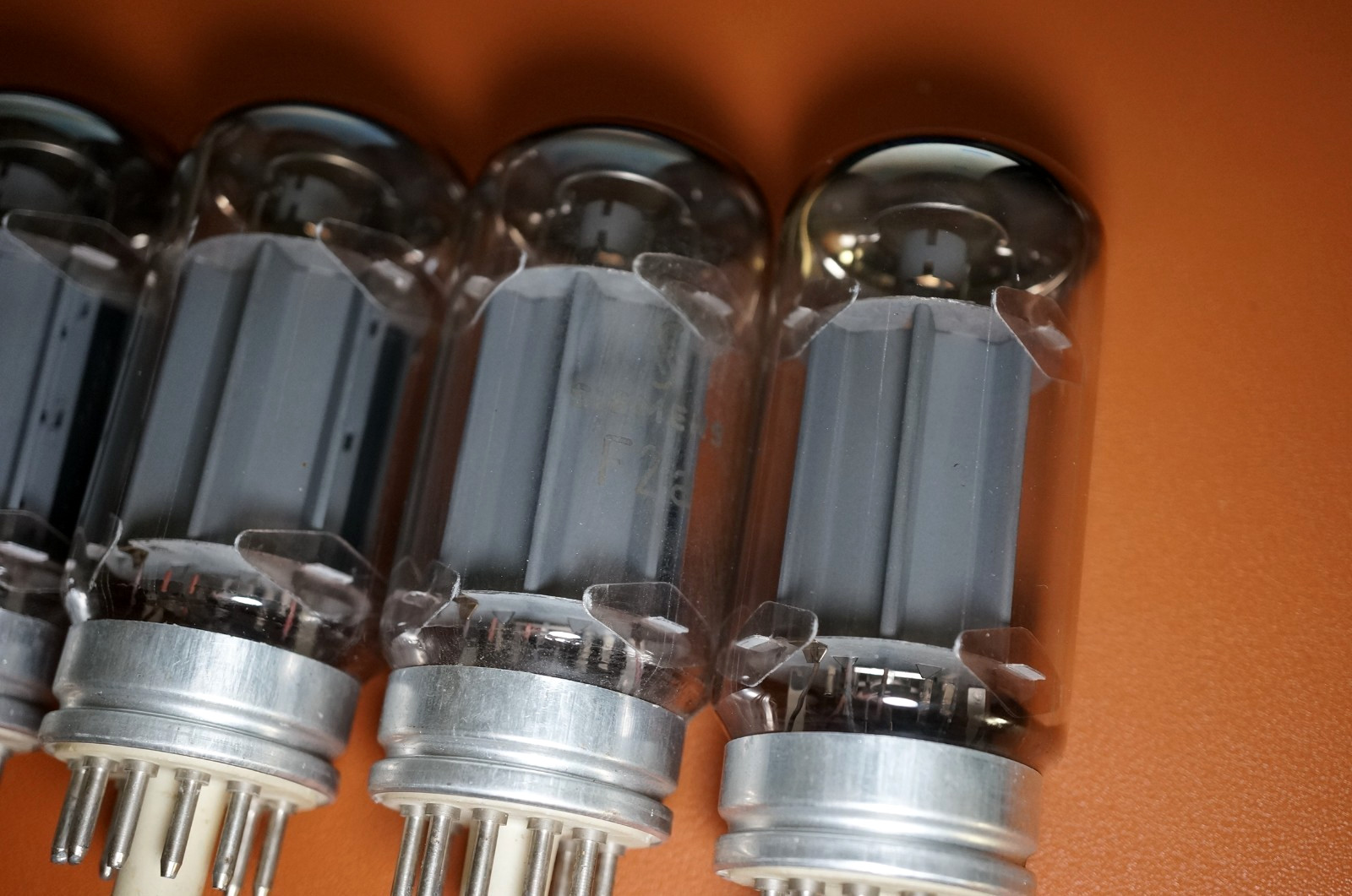 1 ea – Siemens F2a Grey Plate Big Top Foil Getter Audio Radio Tube