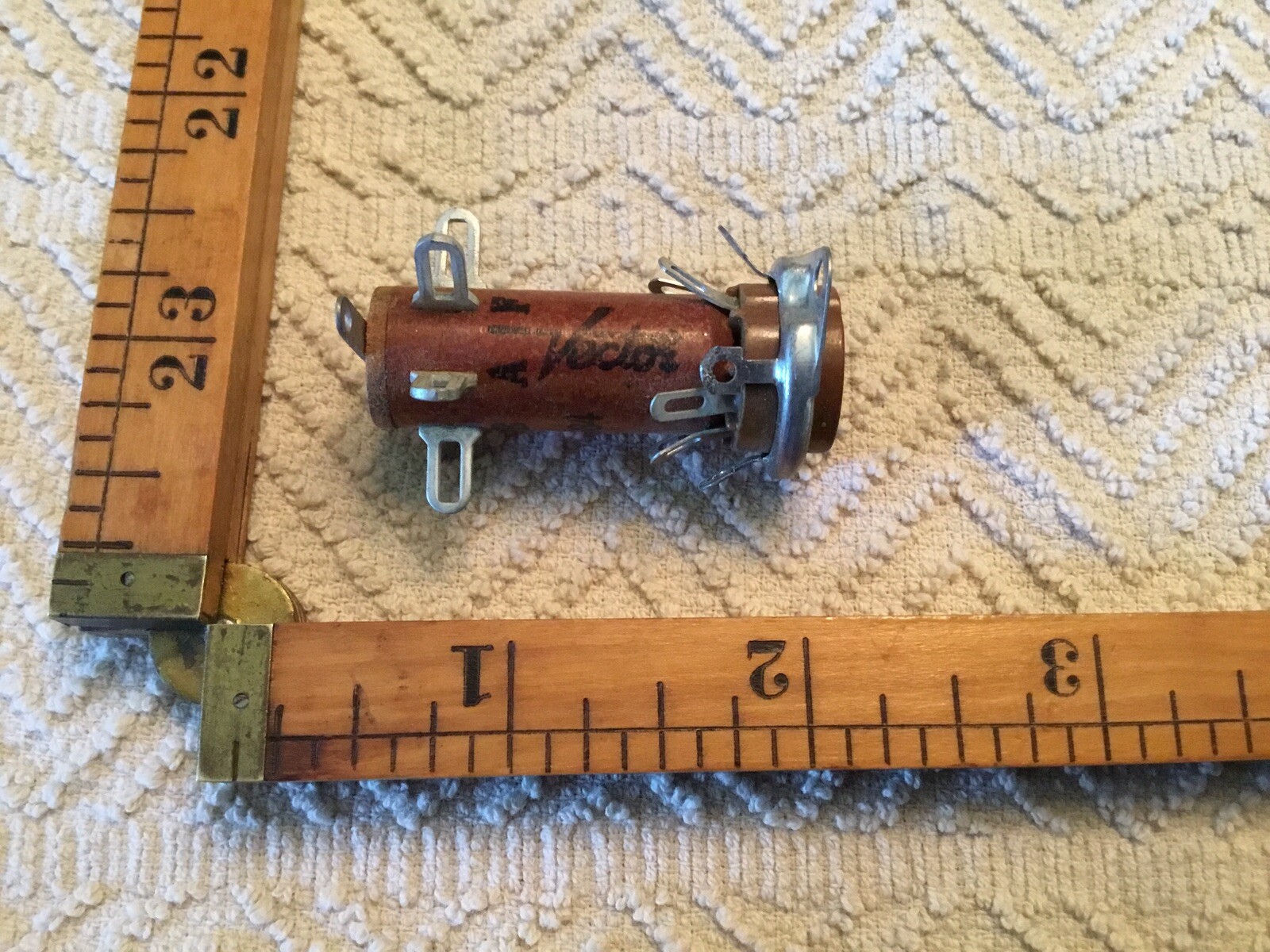 NOS Vector 7 pin Tall Turret Bakelite Tube Socket Panel Mount