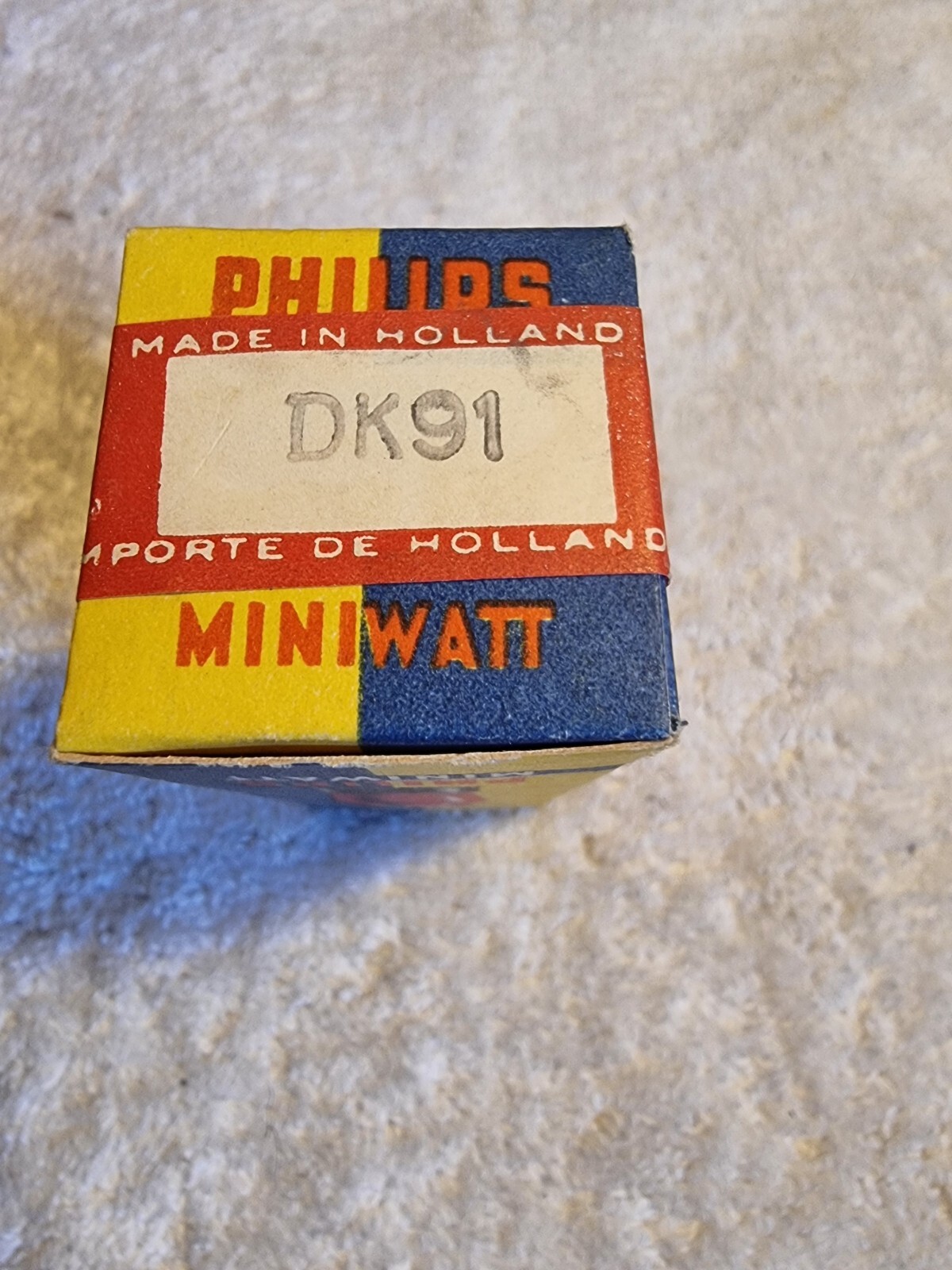 DK91 – 1R5 Philips tube NOS