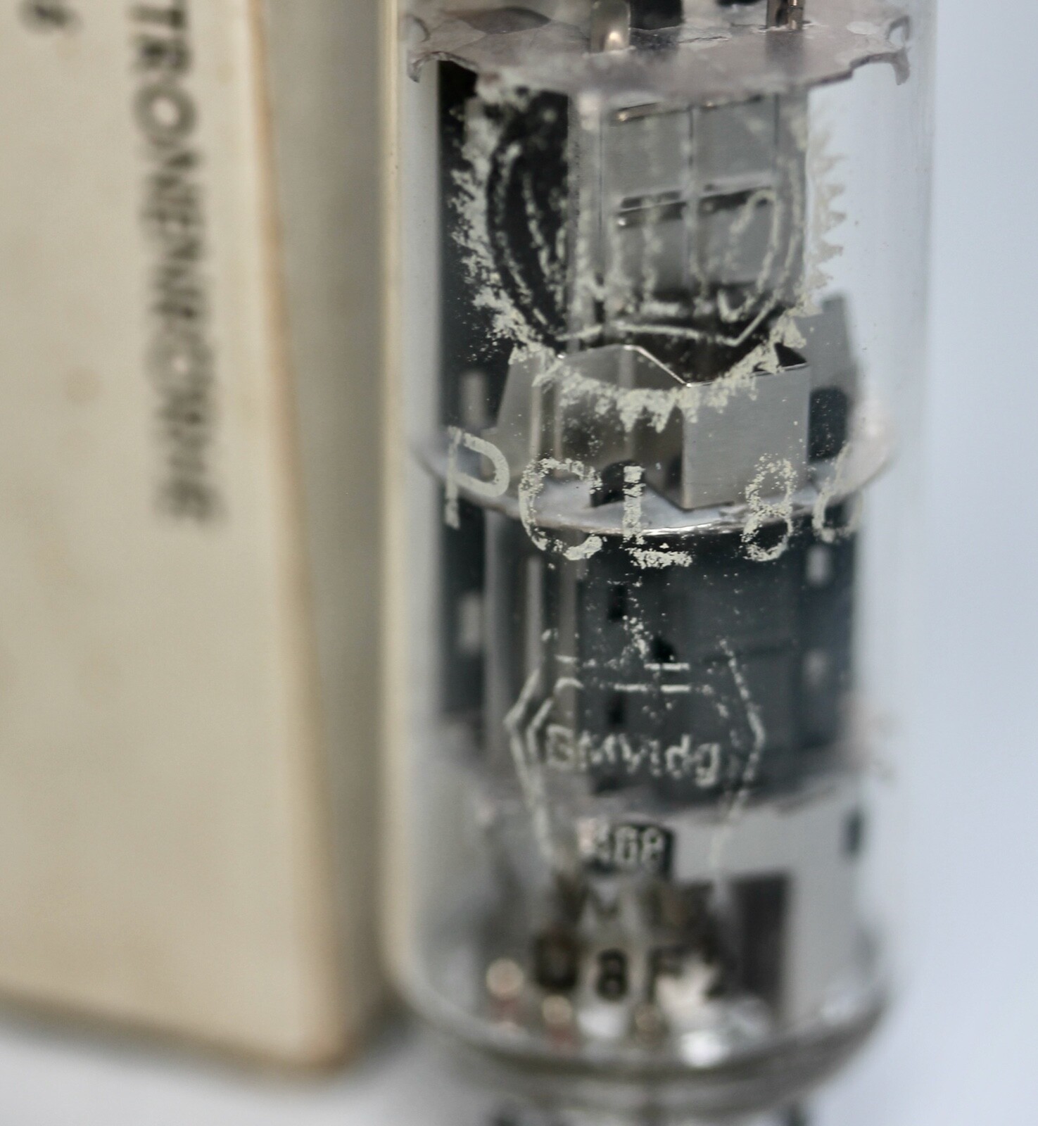 PCL86 14GW8 NOS 1960’s SIEMENS PLATINUM QUALITY SINGLE TUBE “BWB” BUND HAMBURG