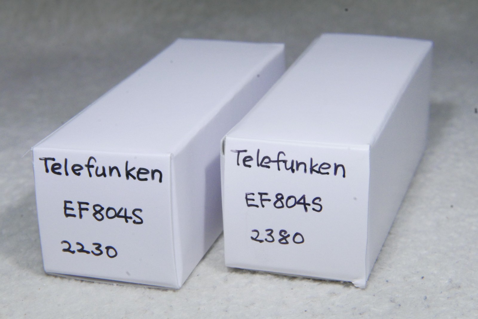 Matched Pair Telefunken EF804S Gray Plate O-Getter Diamond on Bottom Strong