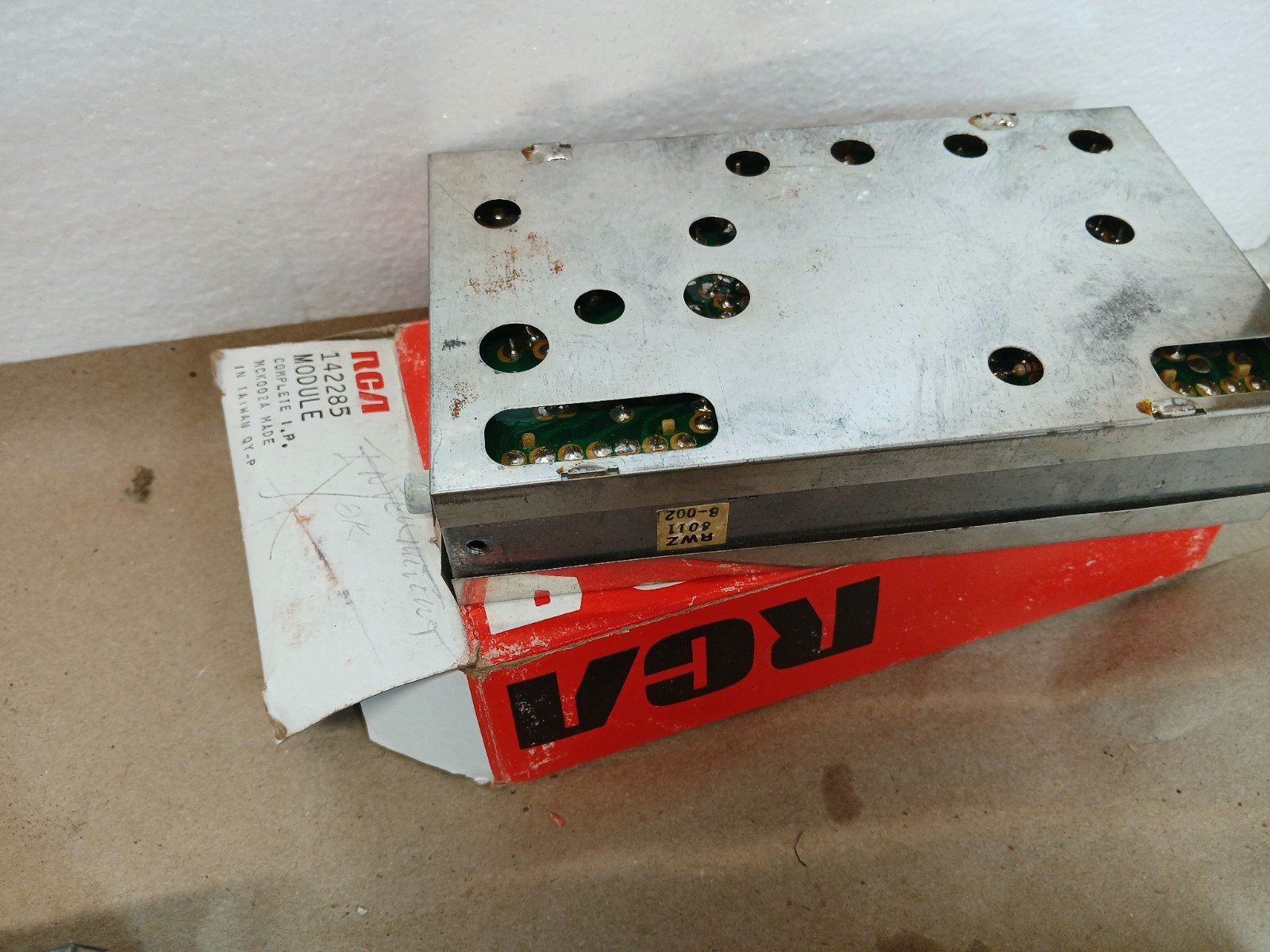 Lot of 5 vintage RCA #142285 Module MAK002A Re-Manufactured Electrical Parts