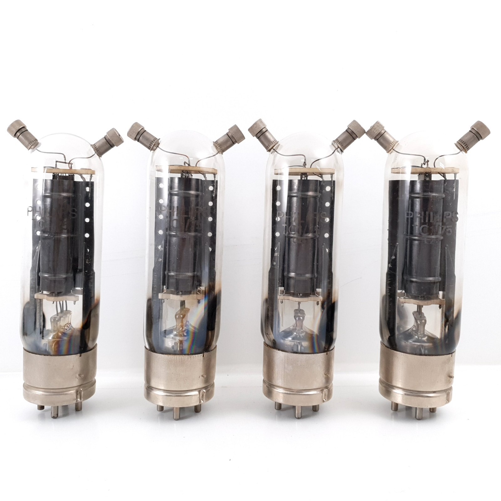 ** 4 X TC1/75 PHILIPS TRIODES. NOS TUBES. 10V 1.6A 100WAT C25..1.ENA