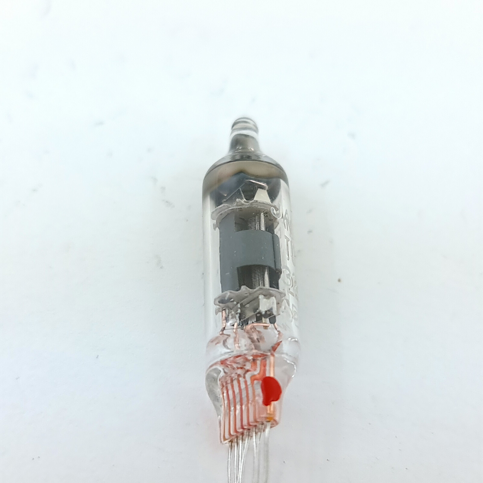 1 X JAN 5784WB TUNG-SOL TUBE. RECTANGULAR GETTER. 2. CE808