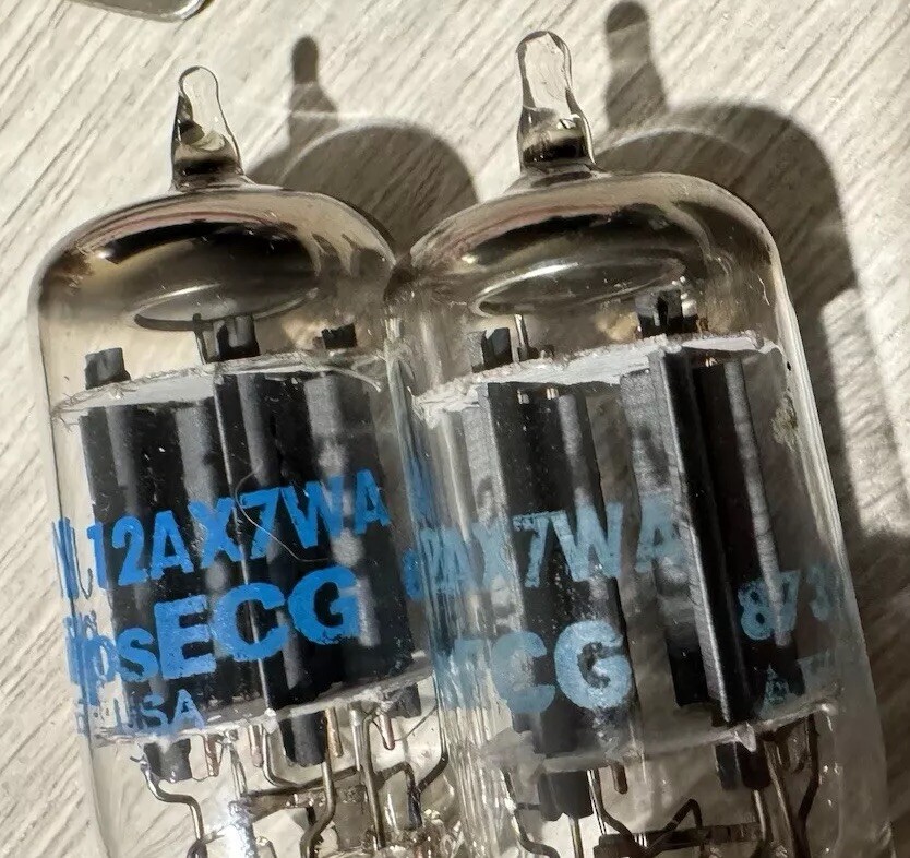 NOS Matched Pair PhilipsECG 7025 12AX7 WA ECC83 Long Plates 1600/1600 x2