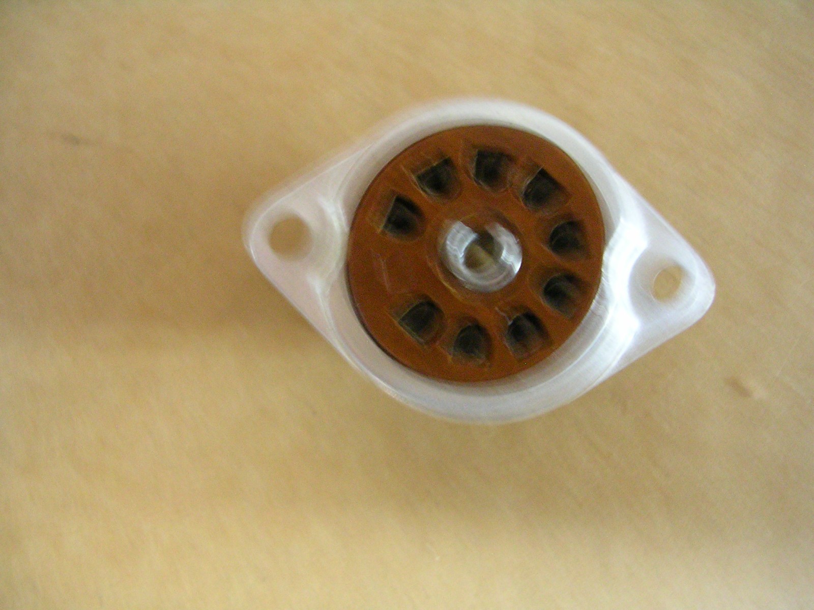 9 PIN MINATURE TUBE SOCKET