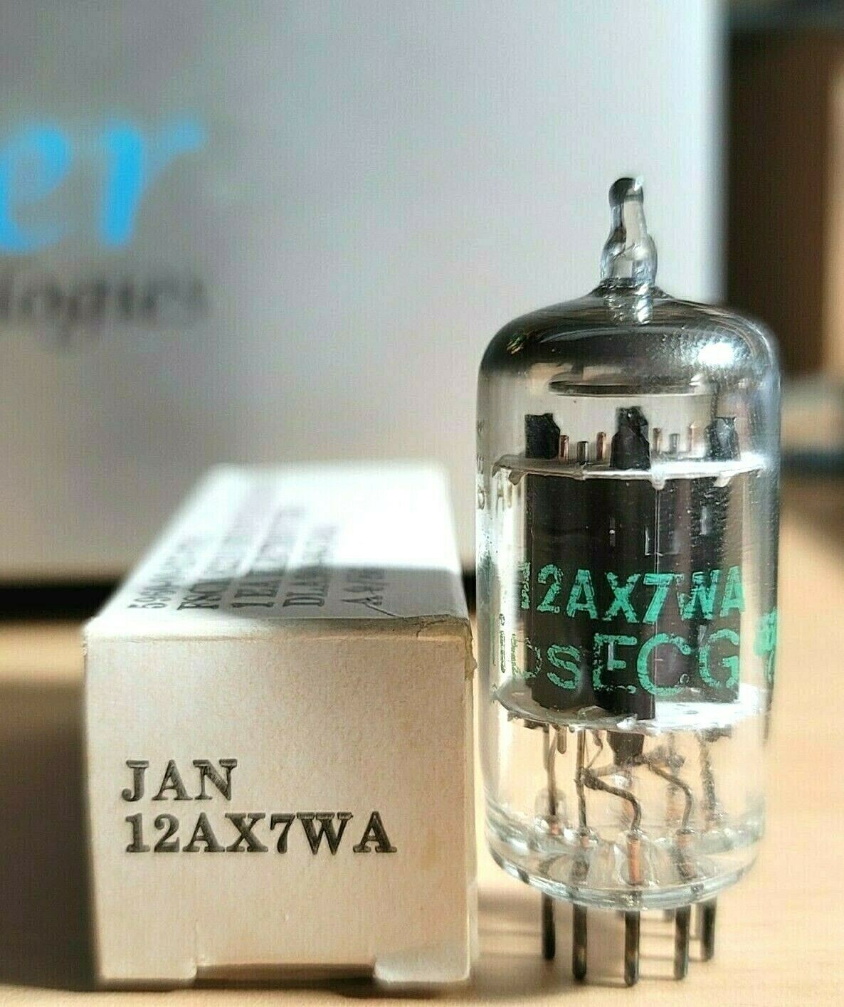 12AX7 WA PHILIPS ECG VINTAGE VACUUM TUBE NOS NIB (1985) *eTRACER*