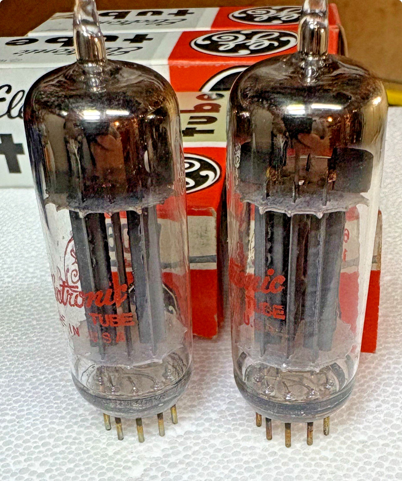 VERY RARE 1960 NOS NIB PERFECT MATCH PAIR 6CG7 6FQ7 GE TRIPLE PLATES *RED LOGOS*