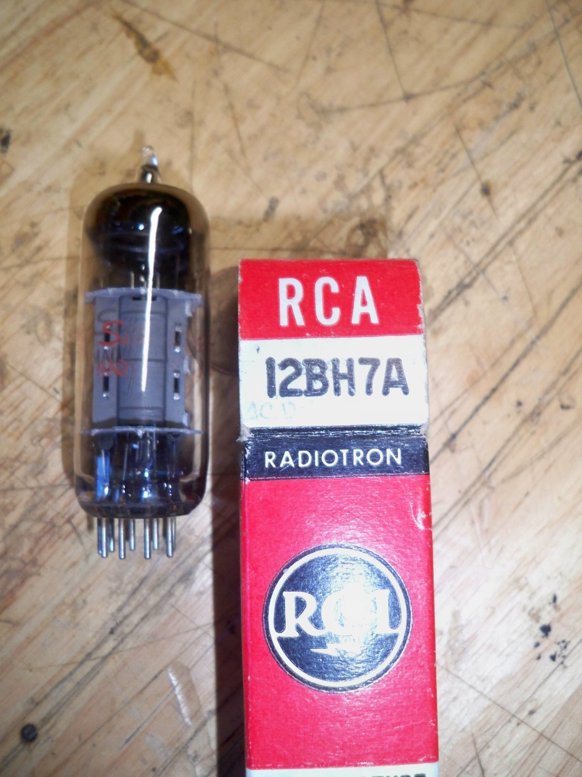 Vintage RCA 12BH7A Used Tube