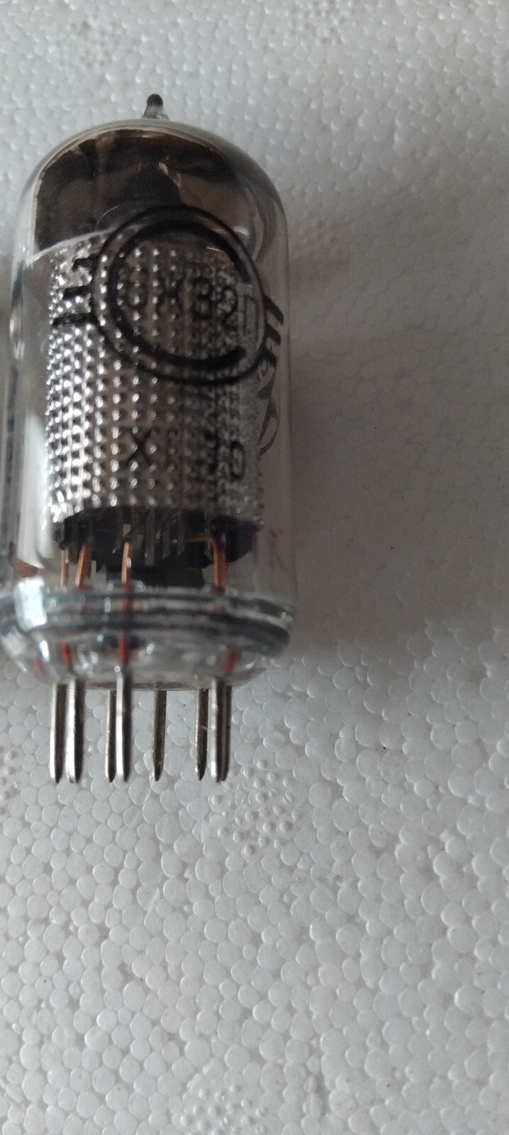 6J32P / 6Zh32P/ 6Ж32П = EF86 = 6267 USSR Audio pentode tube Svetlana NOS, 1 pcs.