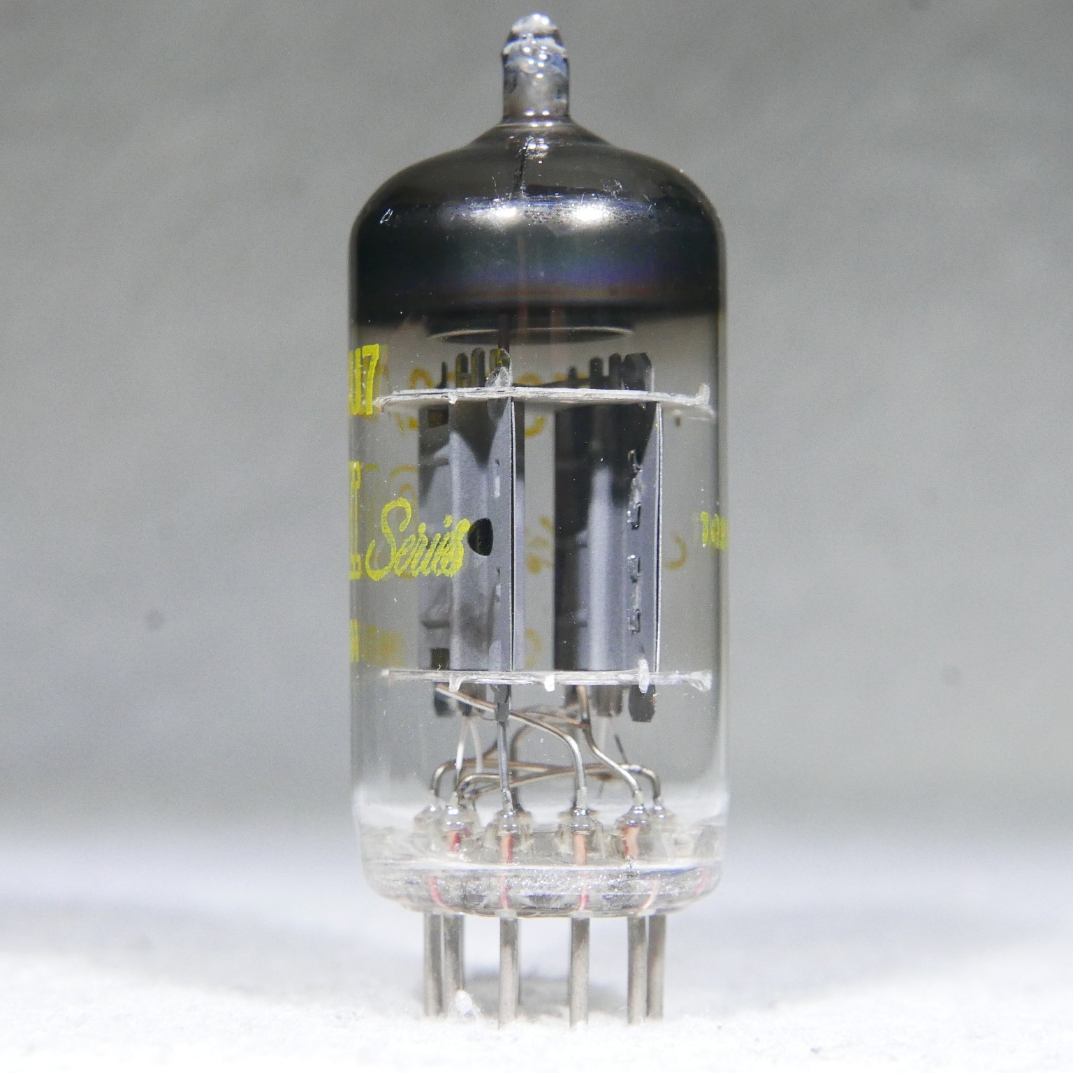 Rare Mullard 10M Master Series 12AU7/ECC82 Short Plate O-Getter UK 1966 Strong