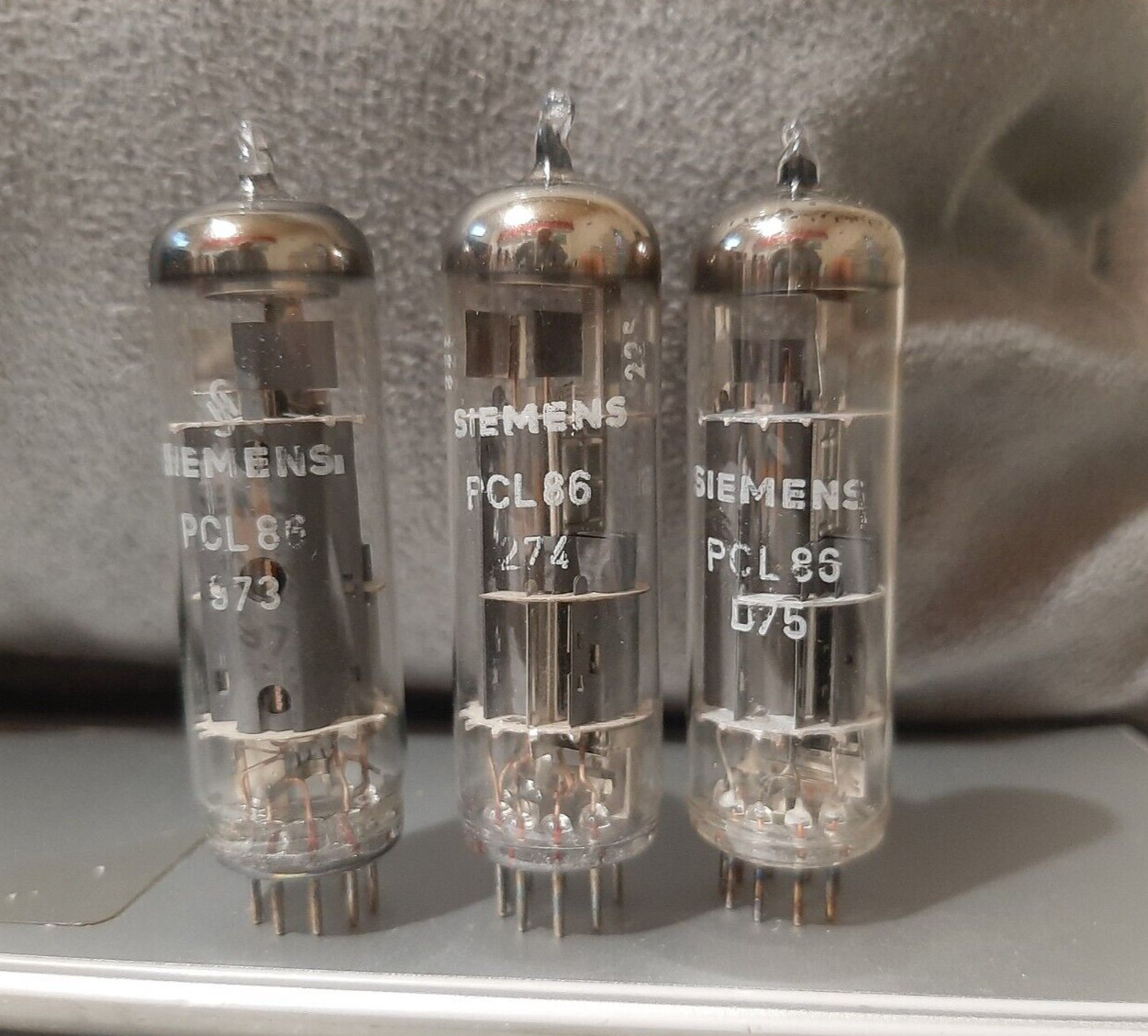 1 x PCL86 SIEMENS TUBE NOS ;617